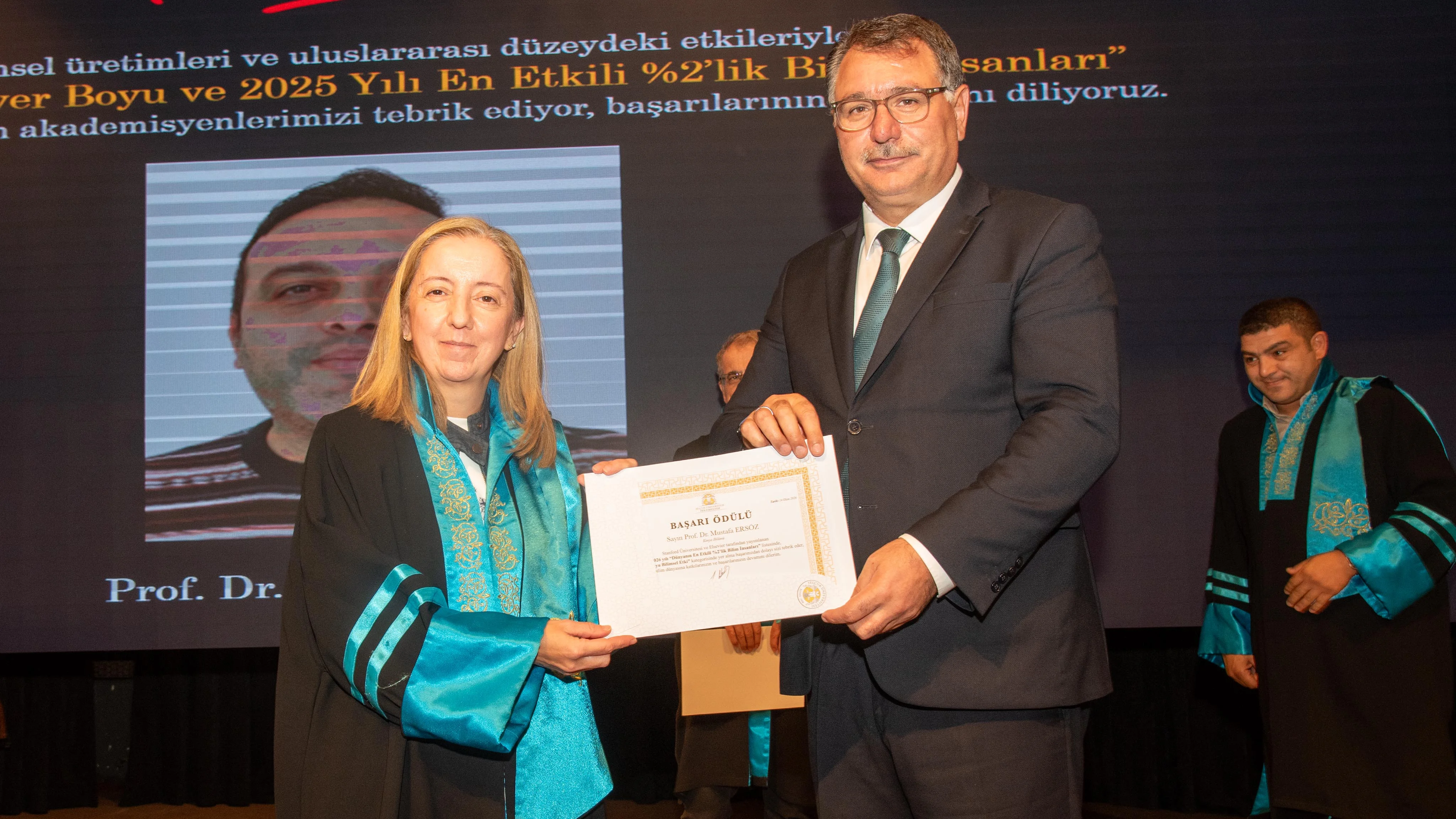 Fen Fakültesinde akademik başarılar ödüllendirildi