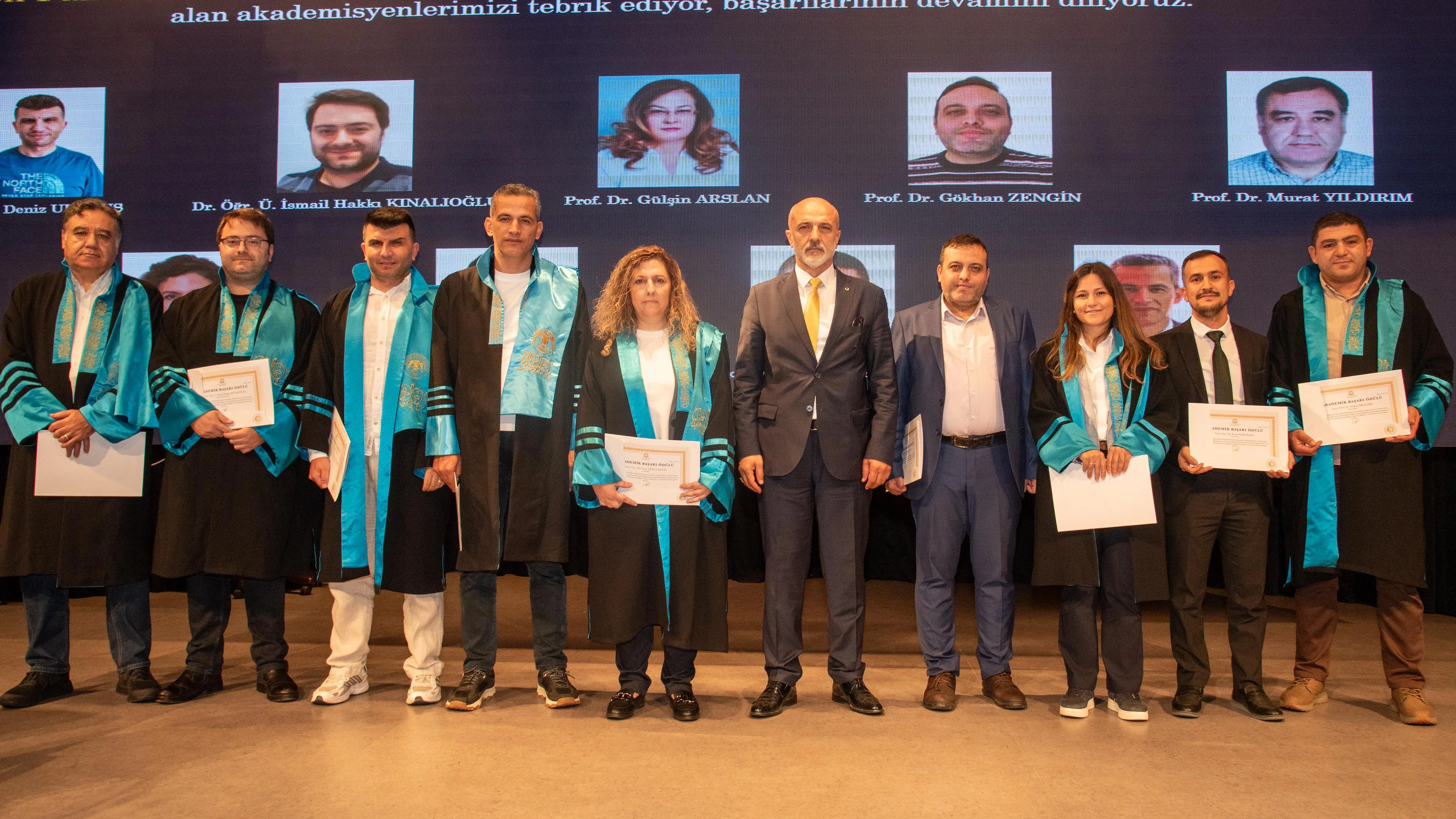 Fen Fakültesinde akademik başarılar ödüllendirildi