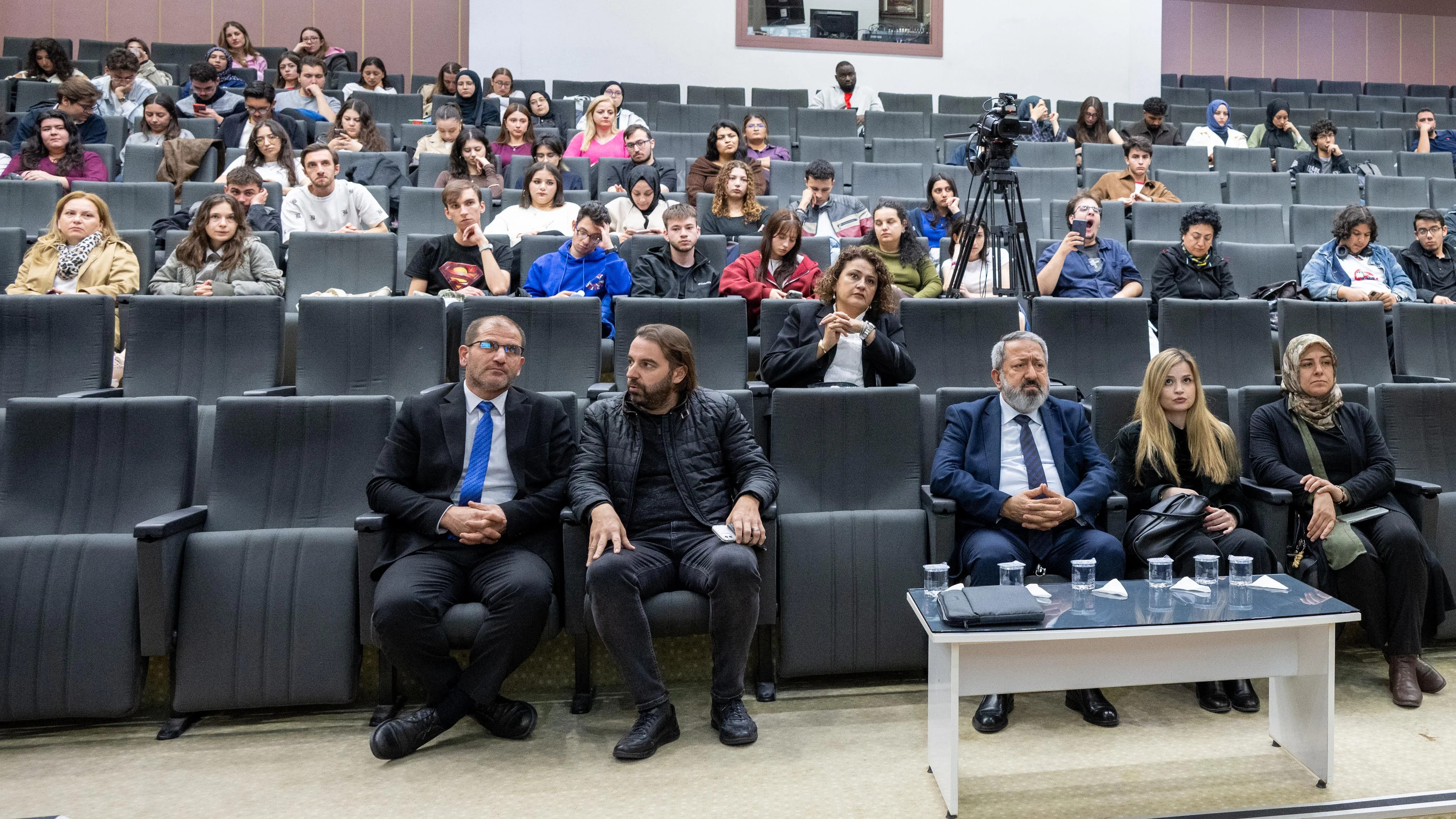 Yapay zekâ çağında iletişim, güven ve sorumluluk ICAAD’da ele alındı