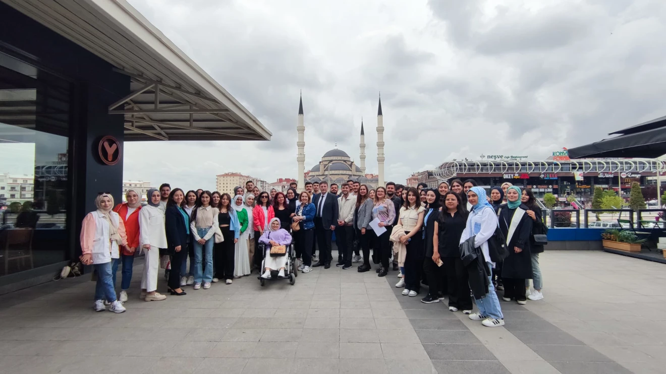 2. GELENEKSEL ÖĞRENCİ MEZUN KAHVALTI BULUŞMASI VE KARİYER SÖYLEŞİSİ