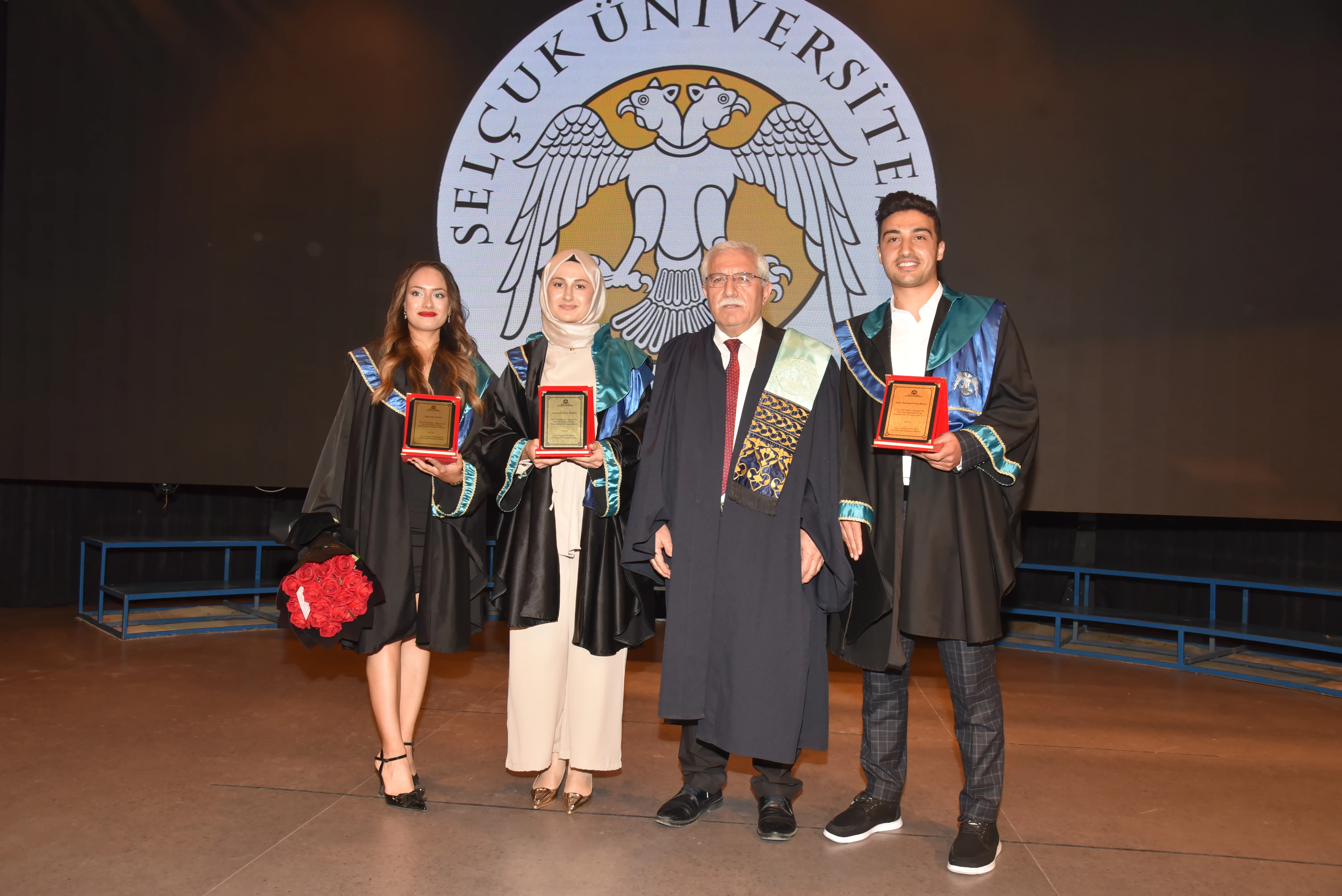 SİVİL HAVACILIK YÜKSEKOKULU’NDA MEZUNİYET COŞKUSU