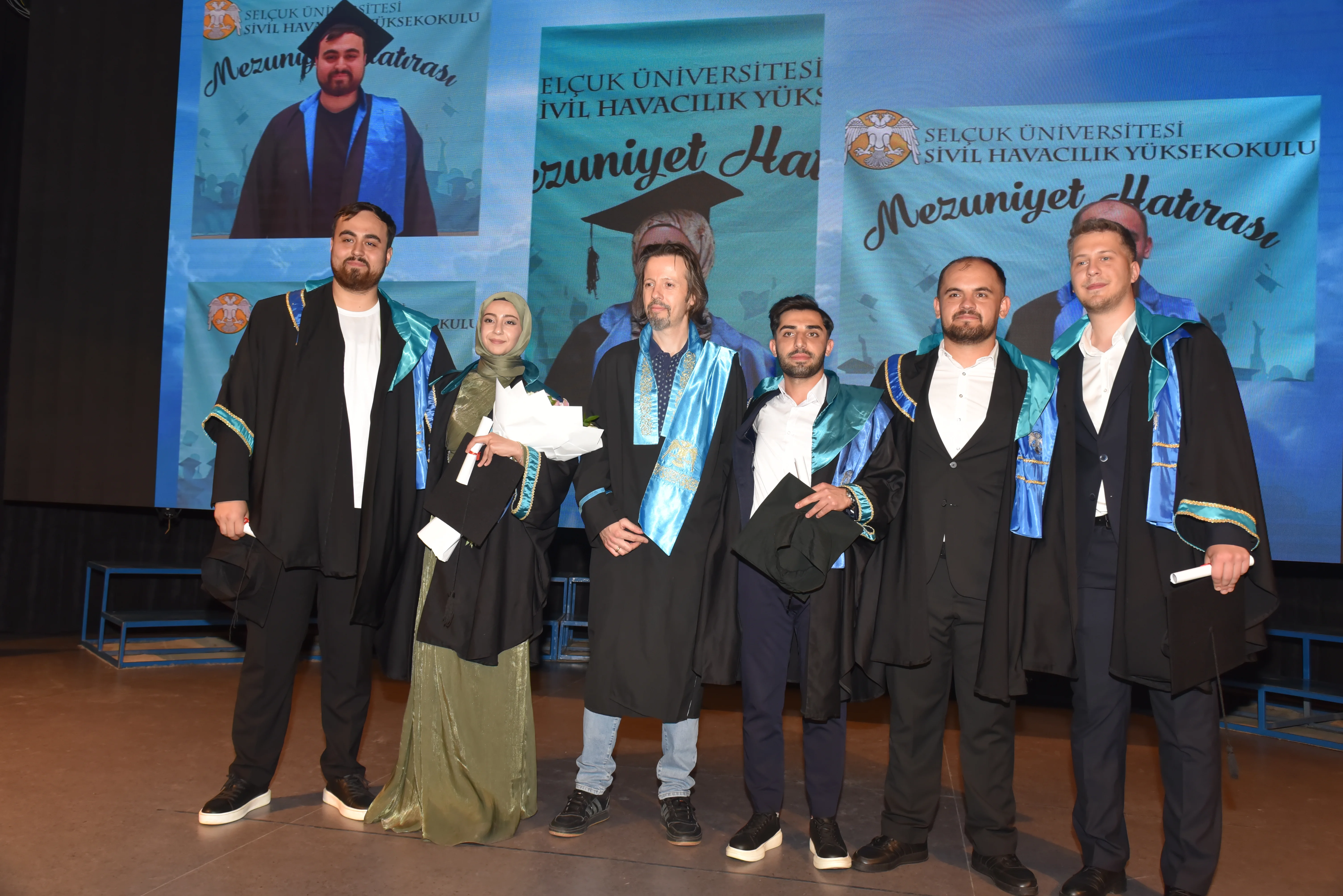 SİVİL HAVACILIK YÜKSEKOKULU’NDA MEZUNİYET COŞKUSU
