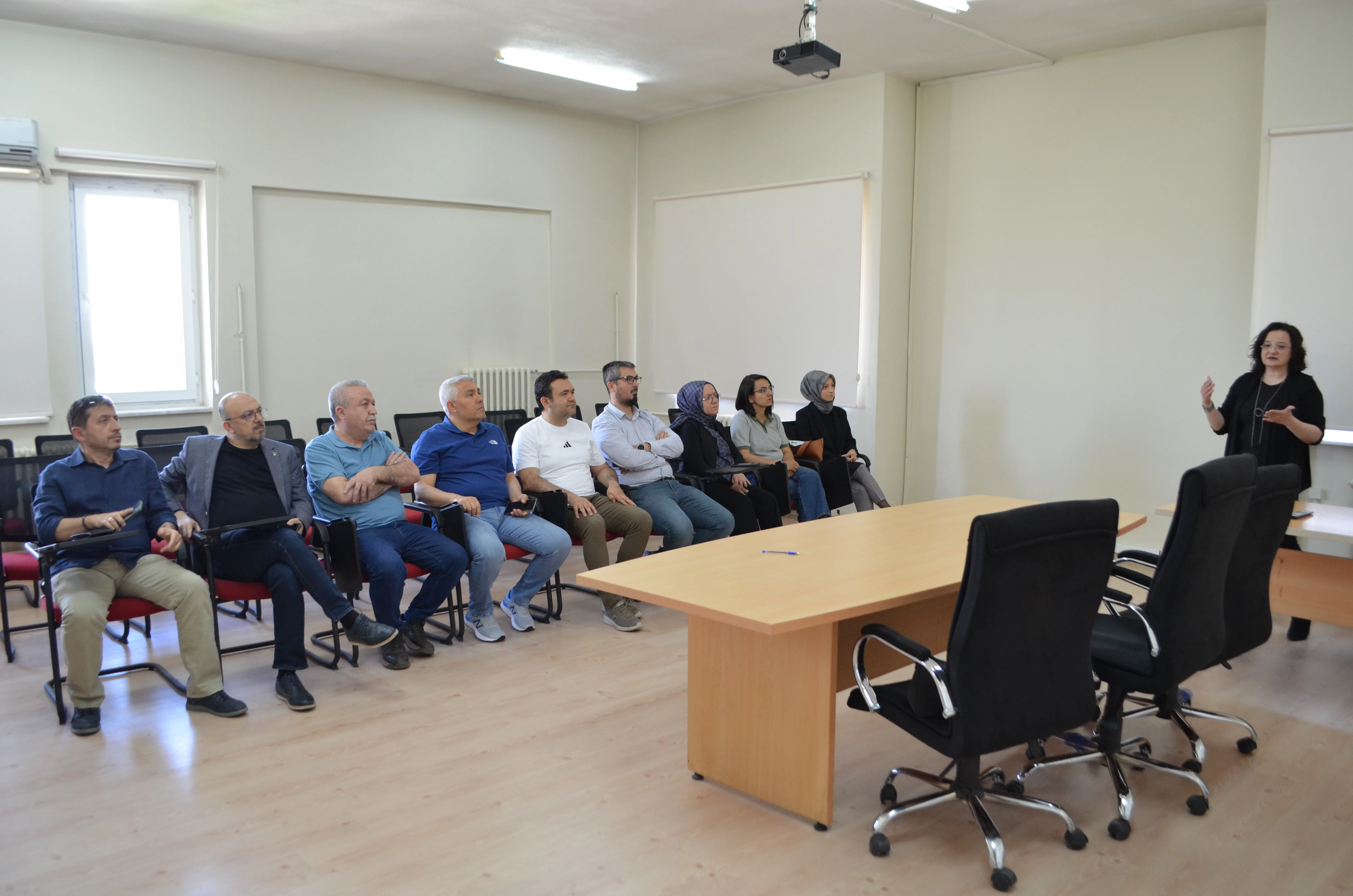 Fakültemizde TÜSEB Projeleri Bilgilendirme Sunumu Gerçekleştirildi