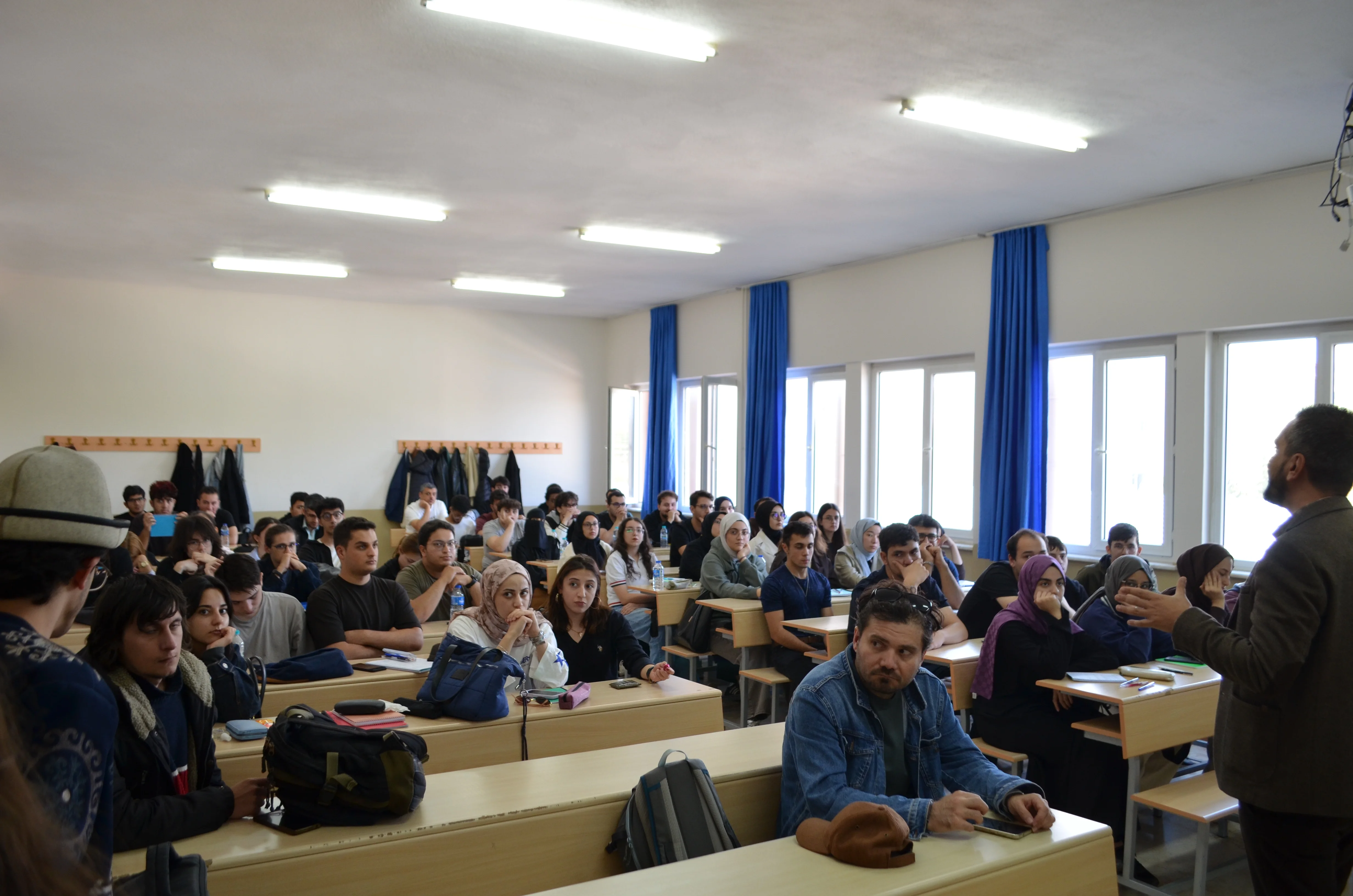 Teknoloji Fakültemizde “Divizyon Topluluğu Yazılım Gelişim Programı” Düzenlendi