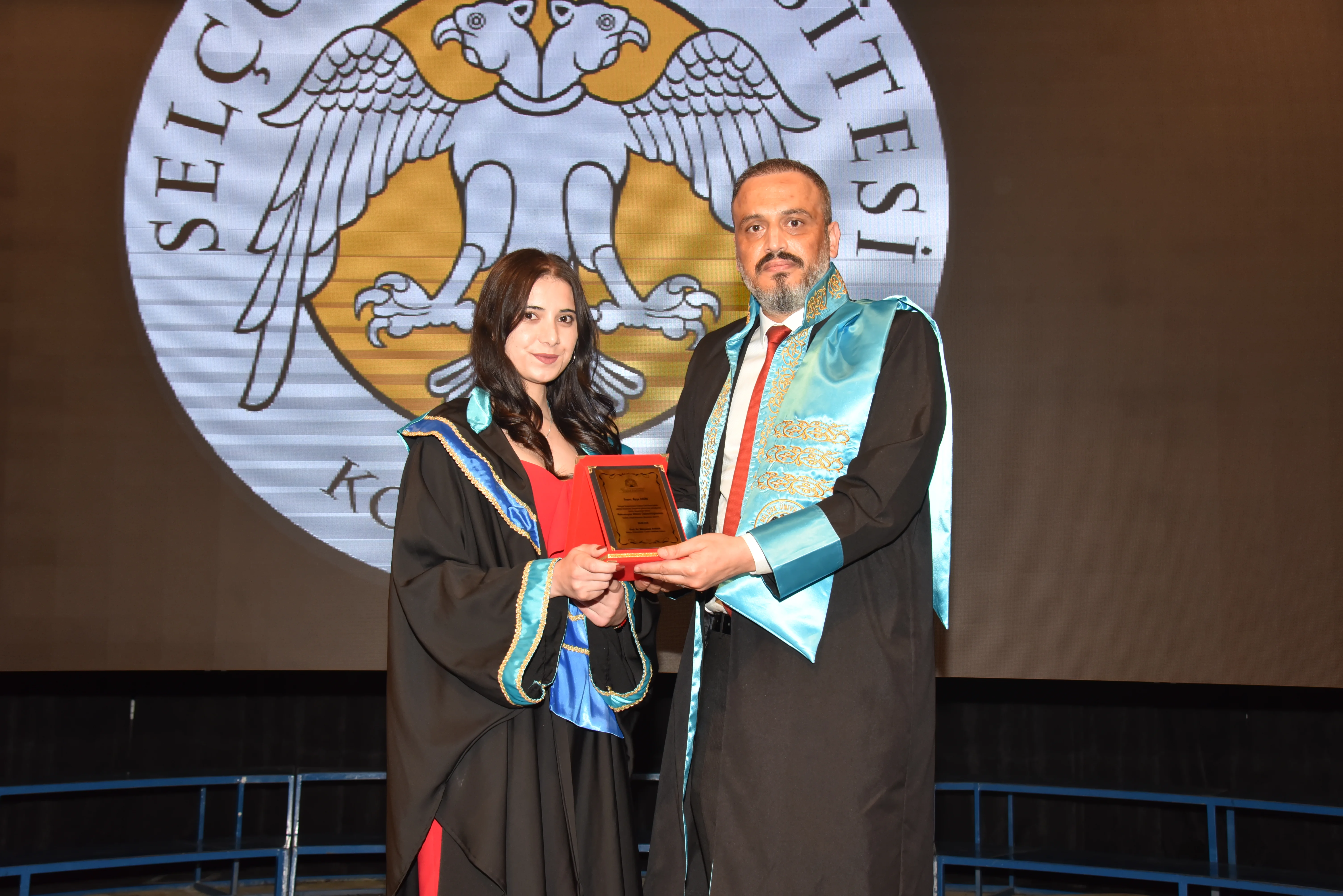 Bölümümüzde Mezuniyet Coşkusu Yaşandı