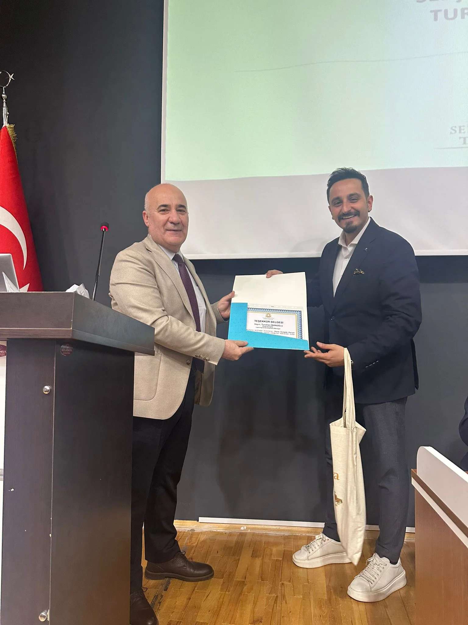 Fakültemizde Sektörle Buluşma: Rixos Sungate Kariyer Günleri Büyük Bir İlgiyle Gerçekleşti