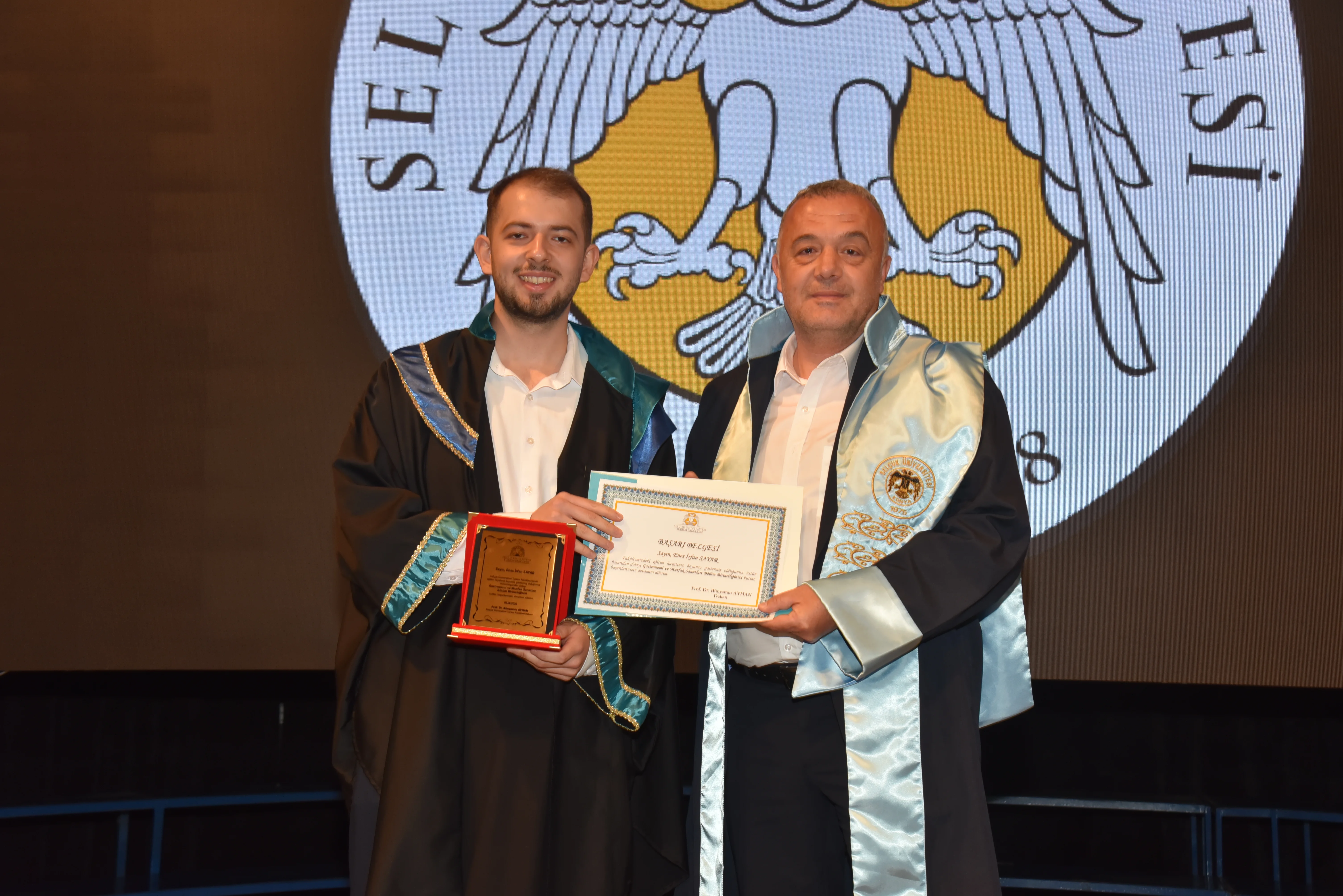 Turizm Fakültesinde Mezuniyet Coşkusu Yaşandı