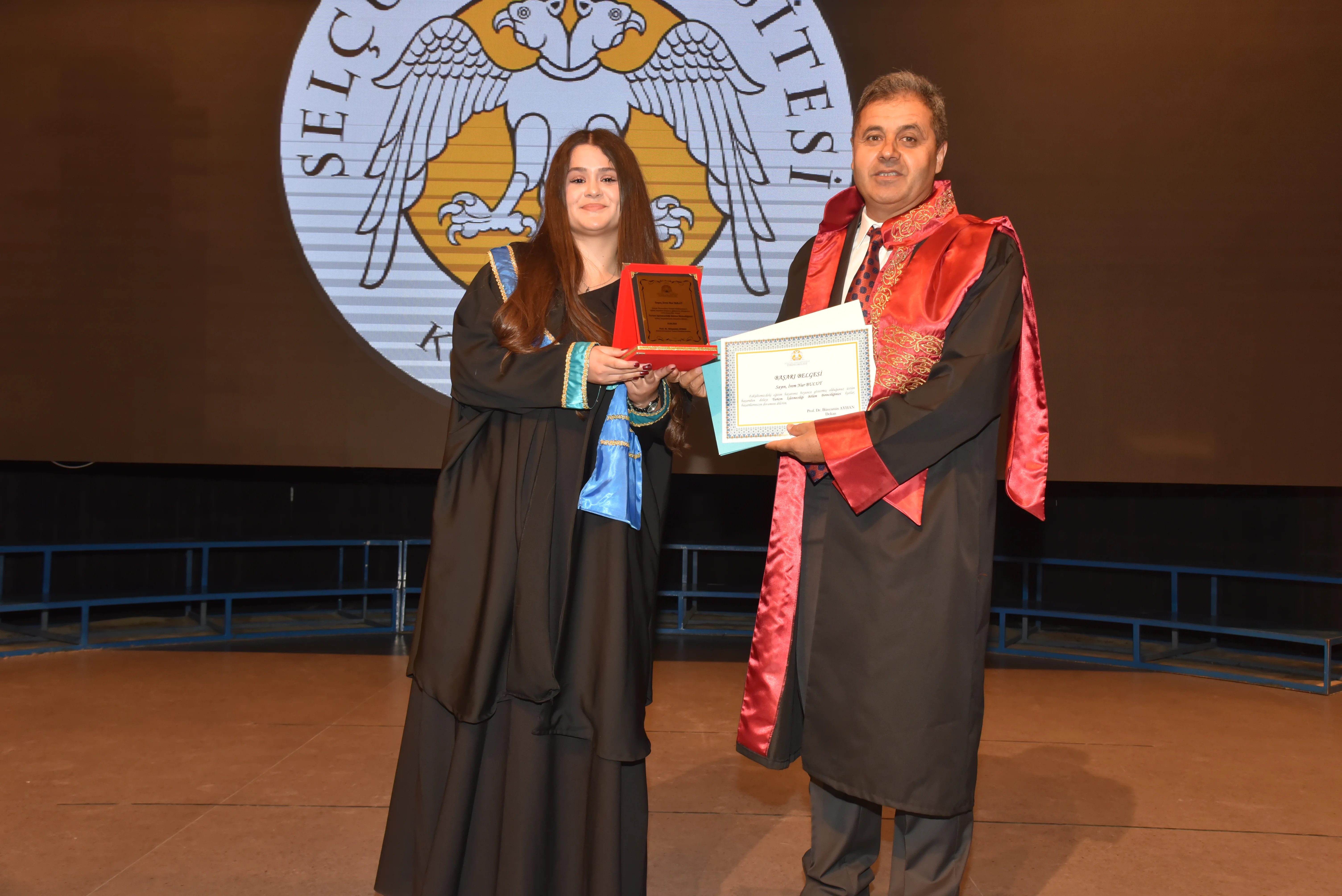 Turizm Fakültesinde Mezuniyet Coşkusu Yaşandı