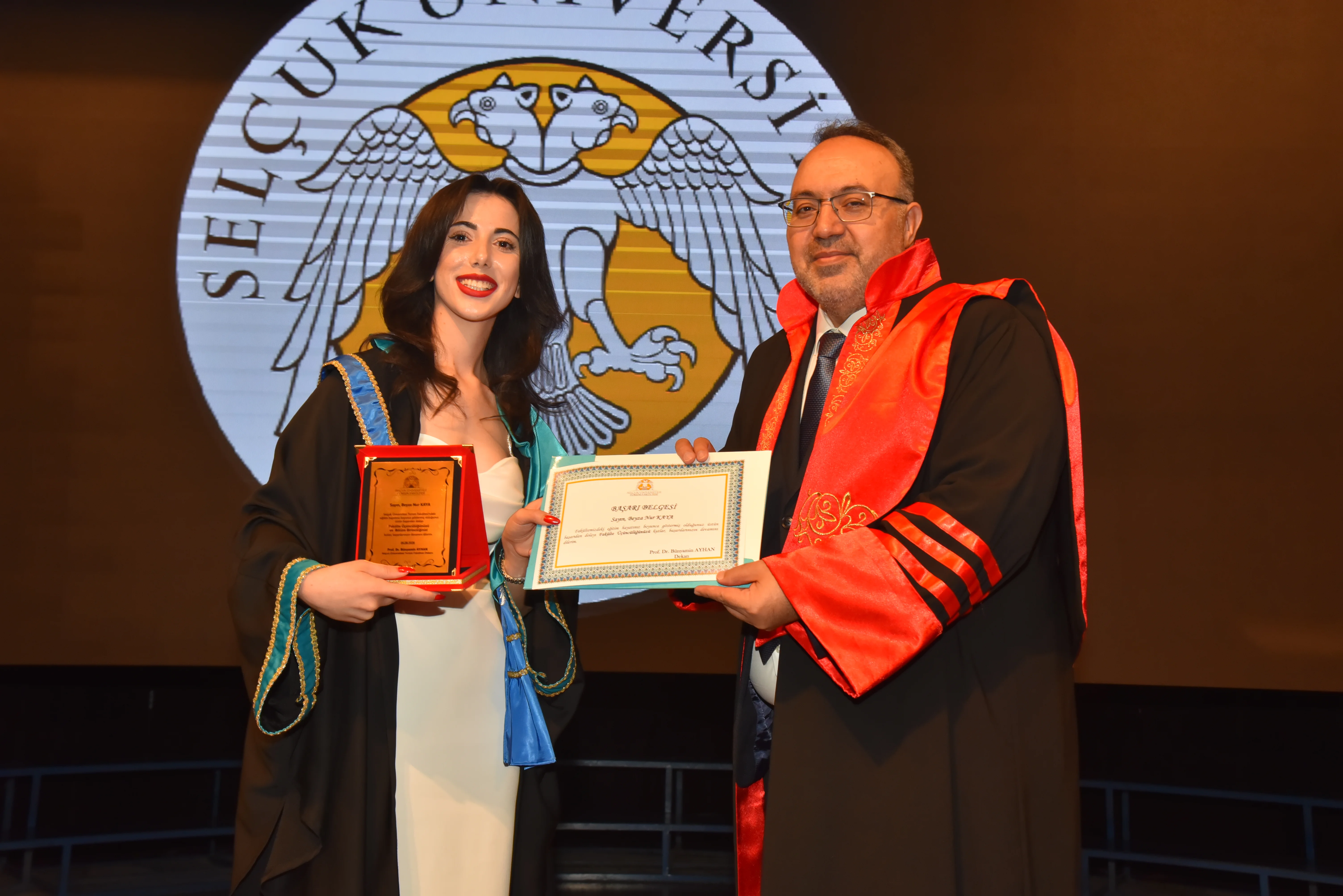 Turizm Fakültesinde Mezuniyet Coşkusu Yaşandı