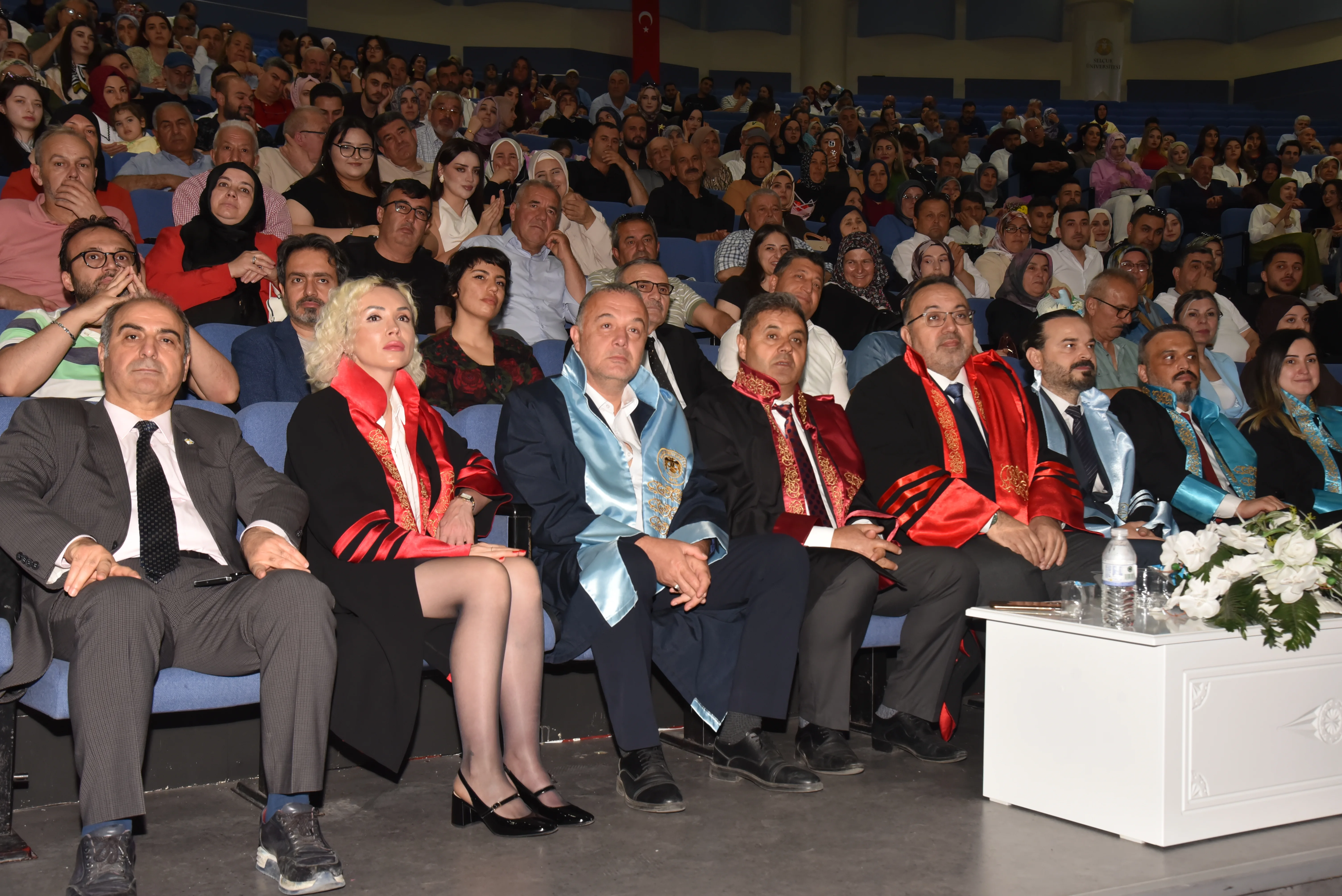 Turizm Fakültesinde Mezuniyet Coşkusu Yaşandı