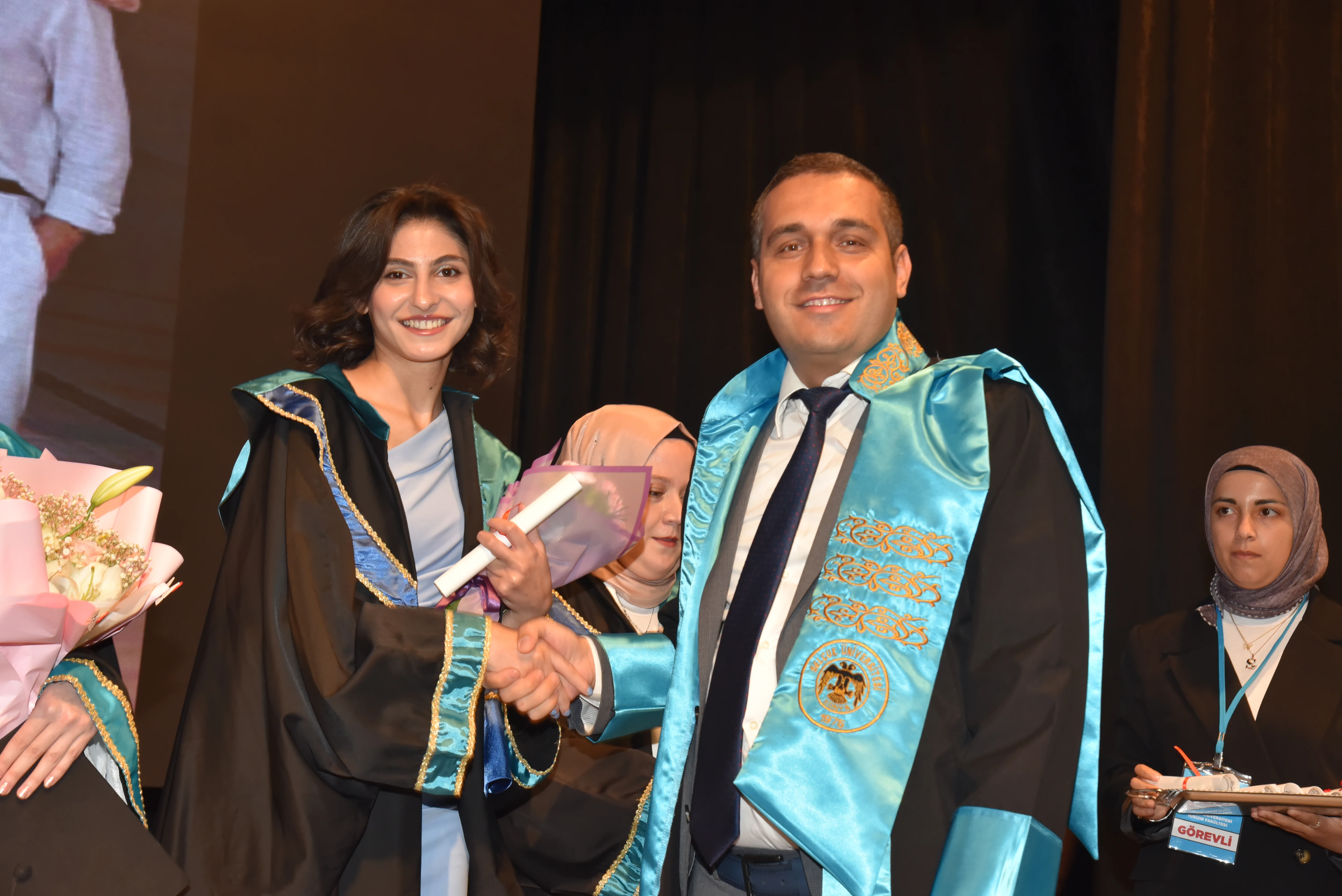 Turizm Fakültesinde Mezuniyet Coşkusu Yaşandı
