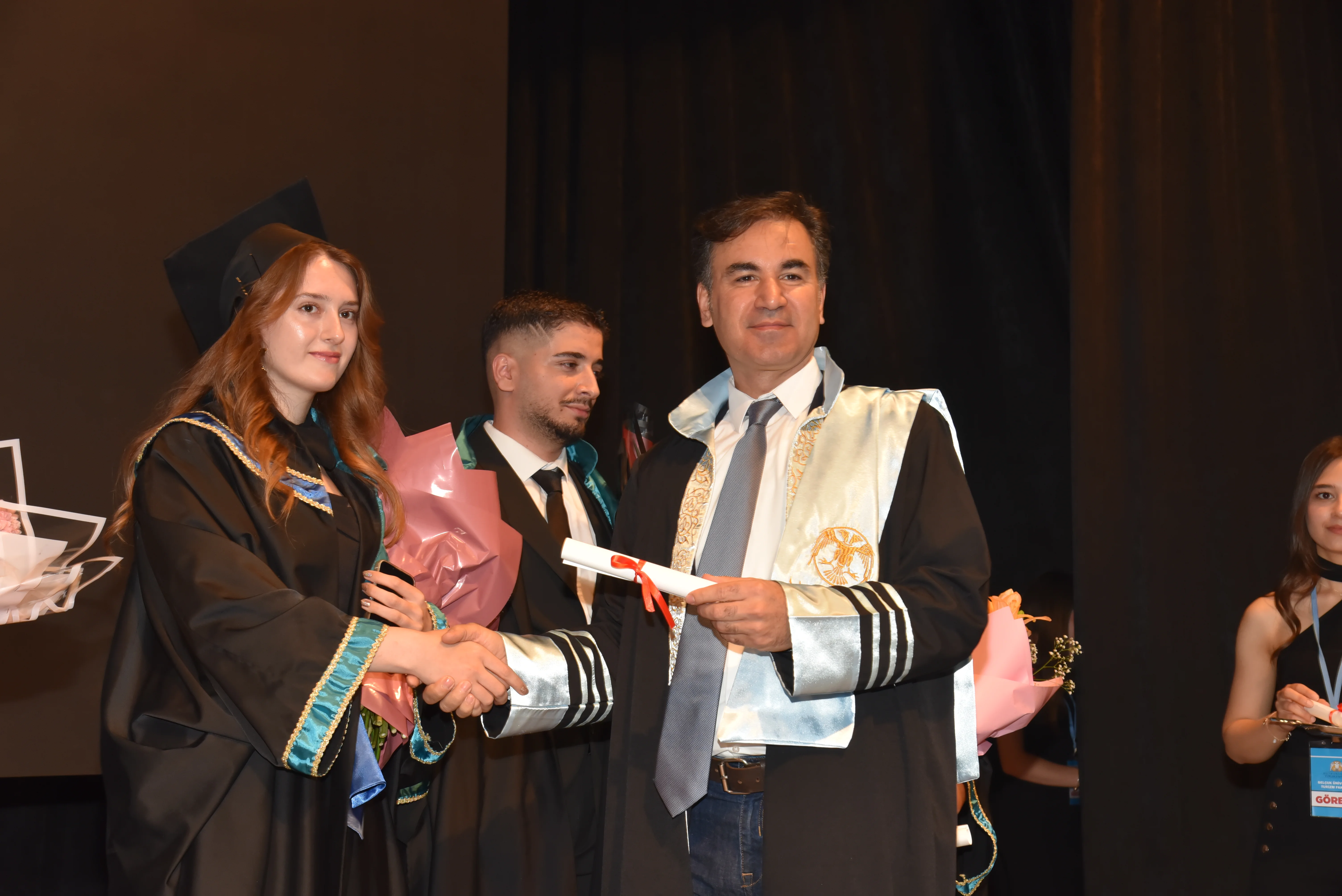 Turizm Fakültesinde Mezuniyet Coşkusu Yaşandı