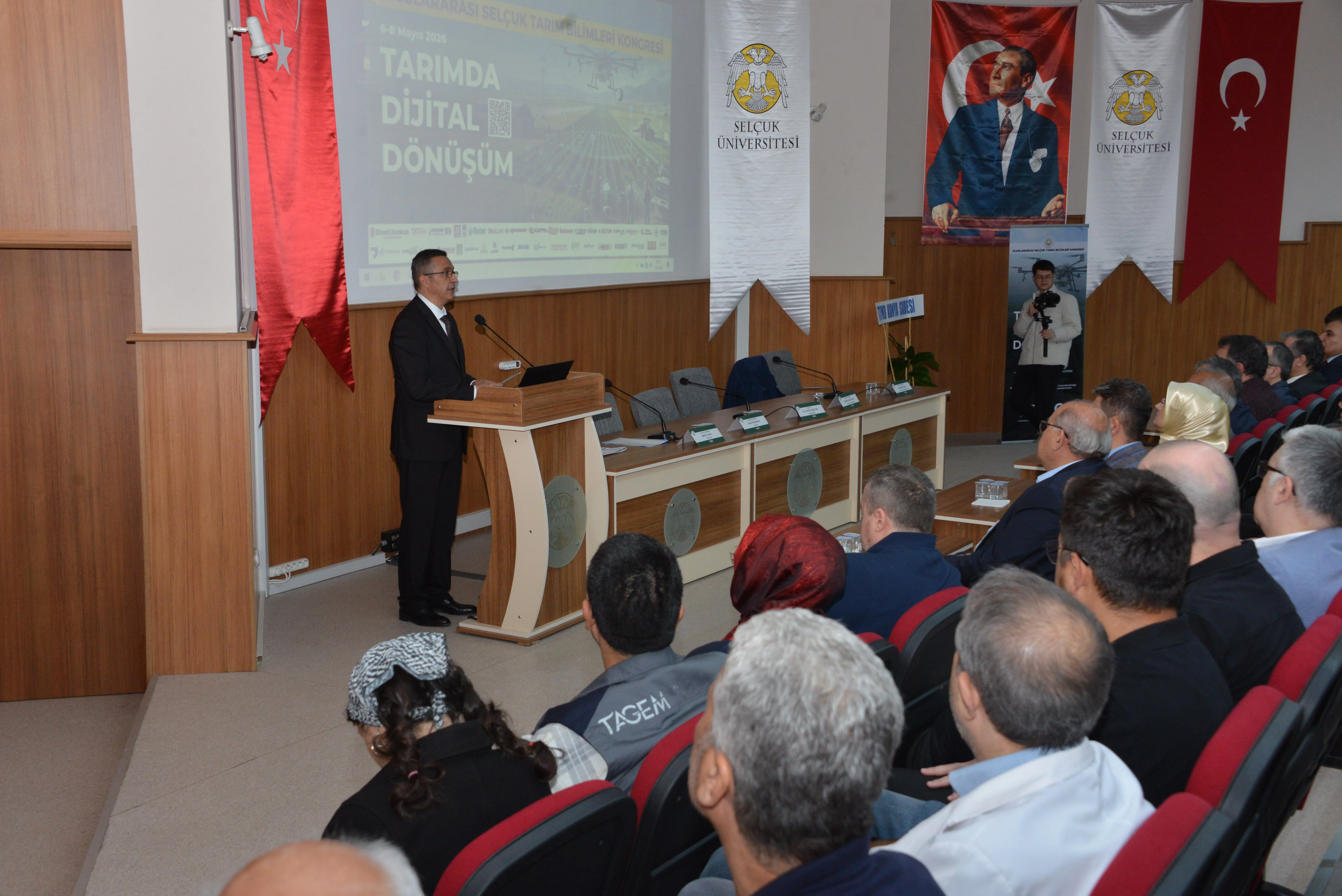 Tarımda Dijital Dönüşüm Uluslararası Tarım Bilimleri Kongresi ve Selçuk Tarımtech Tarım Teknolojileri Festivali Gerçekleştirildi