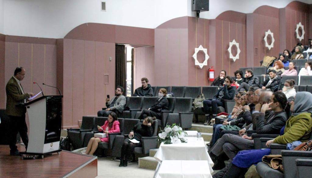 Bir Metin Çözümleme Yöntemi Olarak Metinlerarasılık-Göstergelerarasılık