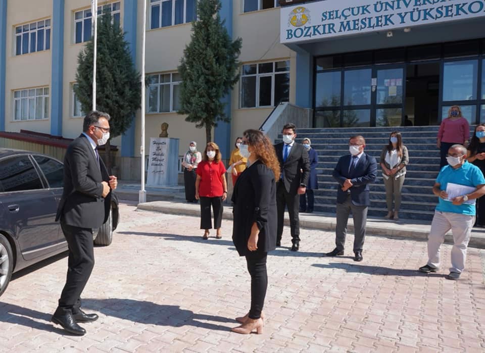 Selçuk Üniversitesi Rektörü Sayın Prof. Dr. Metin AKSOY, Rektör Yrd. Sayın Prof. Dr. Emrullah Eken, Genel Sekreterimiz Sayın Prof. Dr. Ahmet Tuğrul Polat Yüksekokulumuzu Ziyaret Ettiler