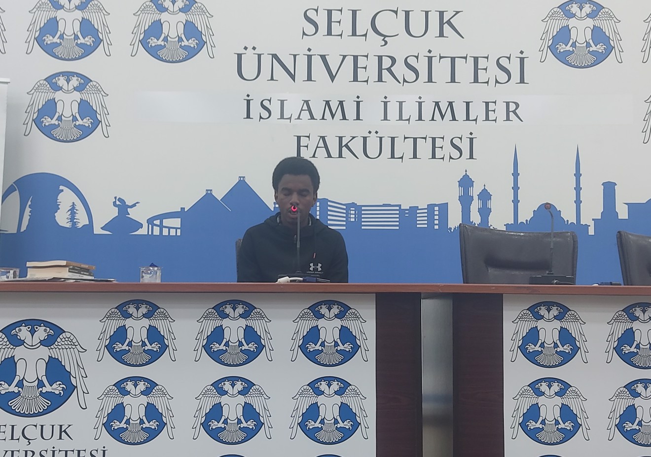 "Mana Medeniyeti" başlıklı konferans gerçekleştirildi.