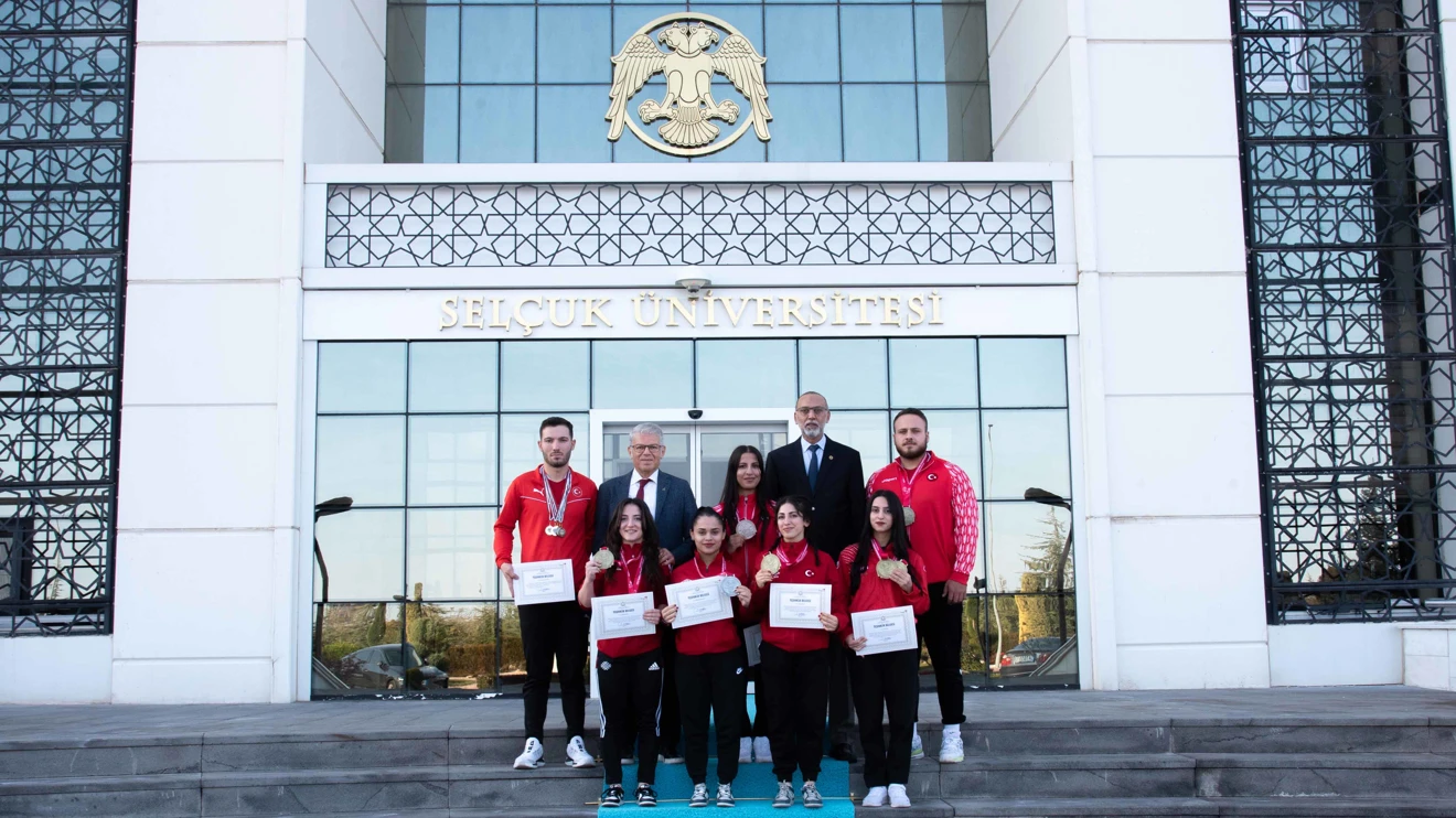 Milli sporcular, Selçuk Üniversitesini Avrupa şampiyonalarında gururlandırdı