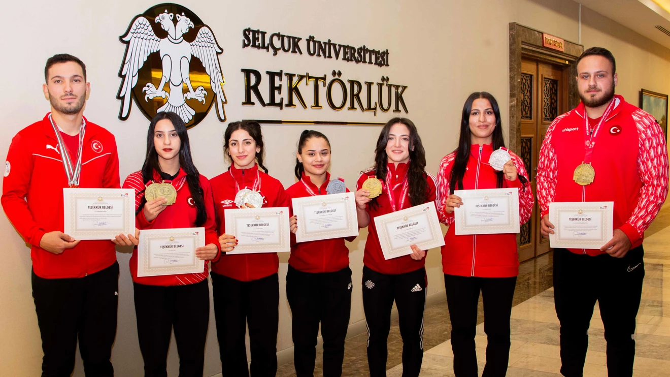 Milli sporcular, Selçuk Üniversitesini Avrupa şampiyonalarında gururlandırdı