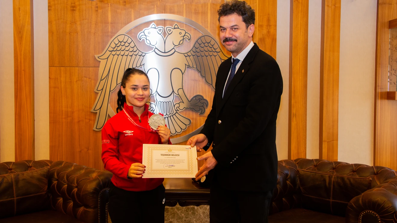 Milli sporcular, Selçuk Üniversitesini Avrupa şampiyonalarında gururlandırdı
