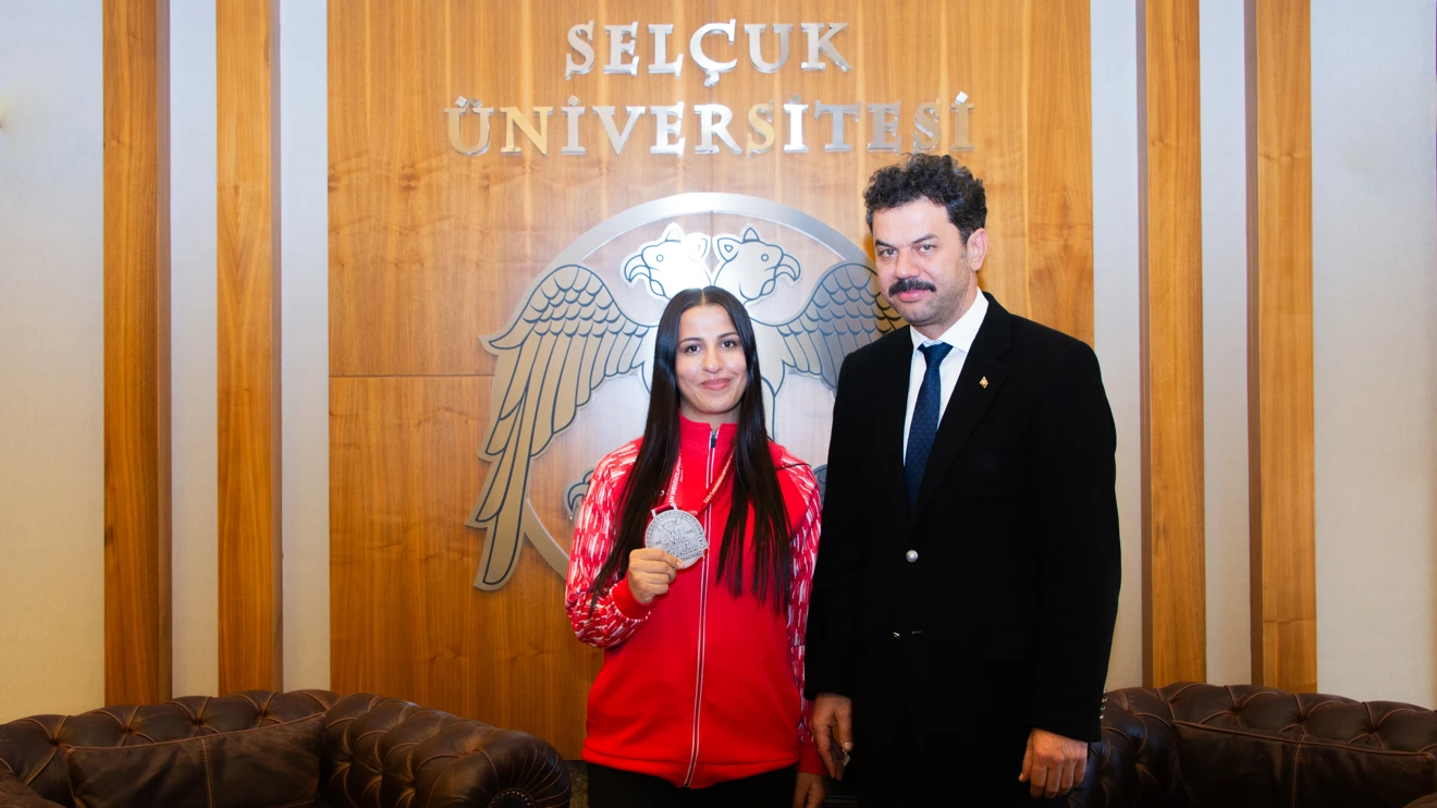 Milli sporcular, Selçuk Üniversitesini Avrupa şampiyonalarında gururlandırdı