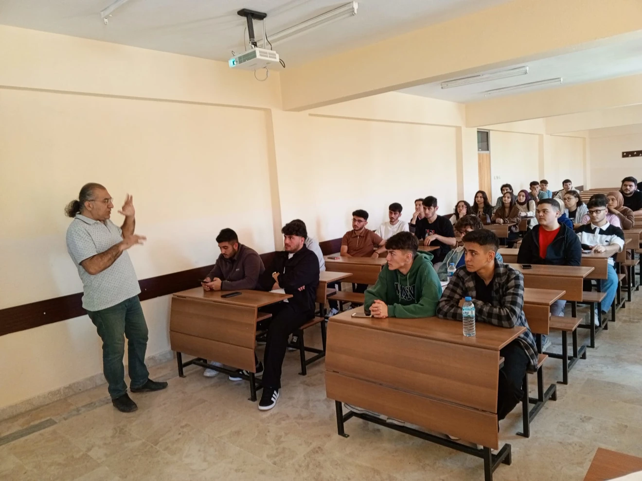 AKÖREN ALİ RIZA ERCAN MYO'DA ORYANTASYON EĞİTİMİ