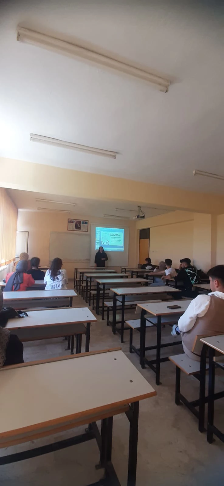 AKÖREN ALİ RIZA ERCAN MYO'DA ORYANTASYON EĞİTİMİ