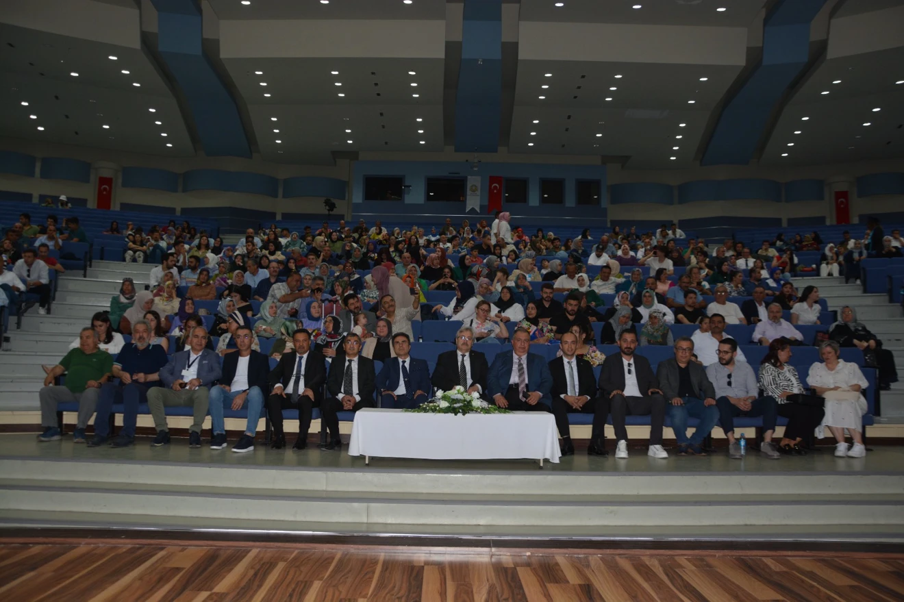 Eczacılık Fakültesi 3. Mezuniyet Töreni