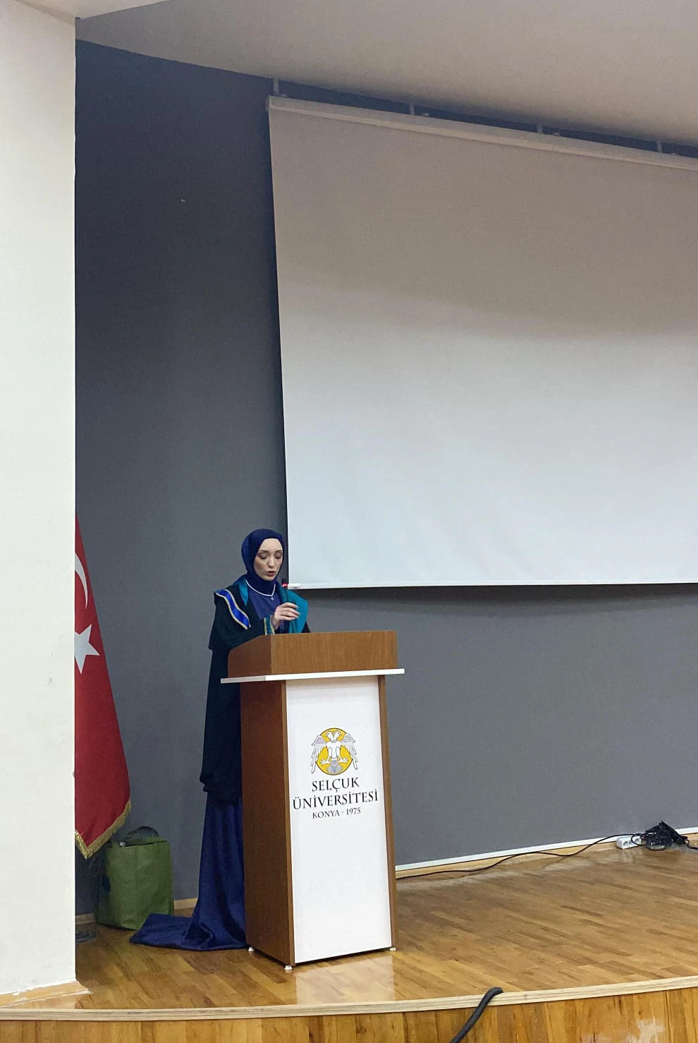 Fars Dili ve Edebiyatı Bölümü Mezuniyet Töreni