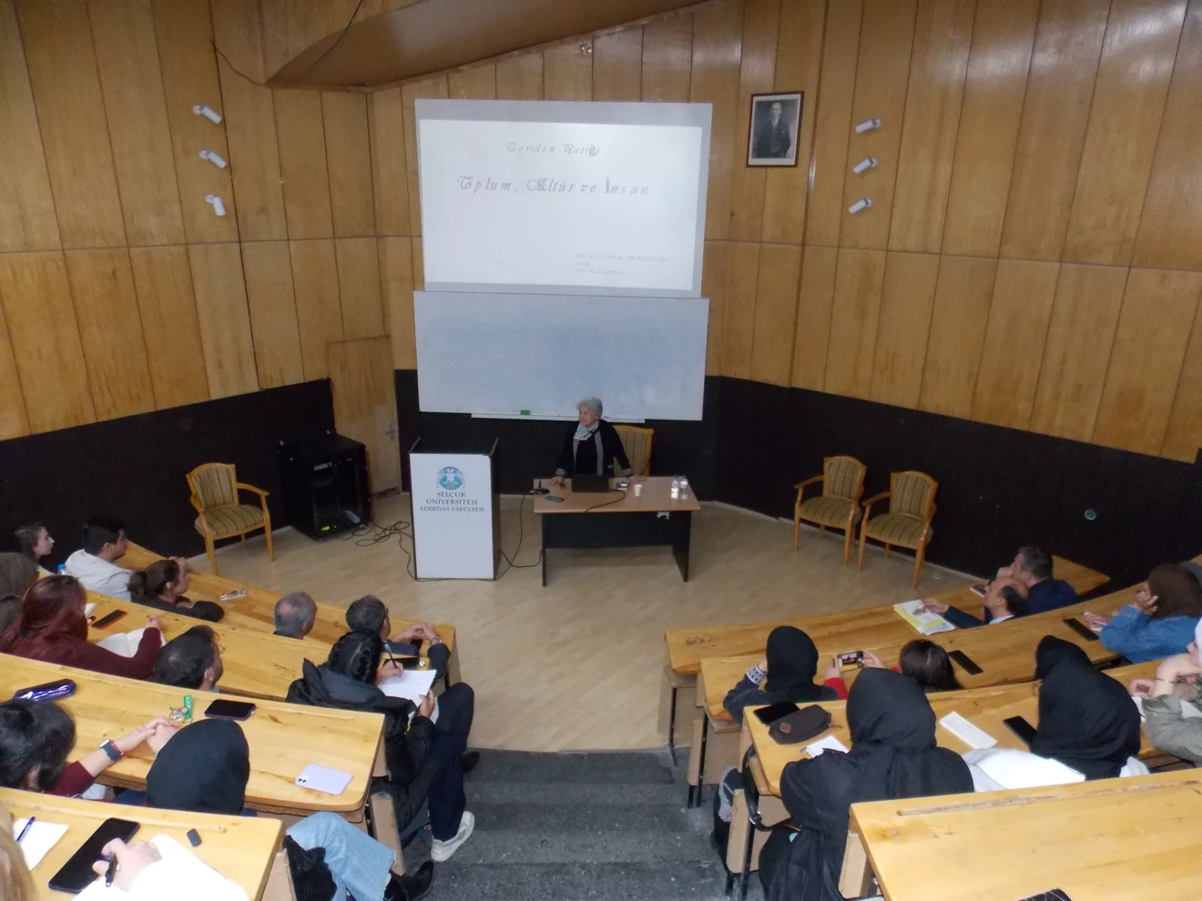 Teoriden Pratiğe Toplum, Kültür ve İnsan Konferansı Başarıyla Gerçekleştirildi