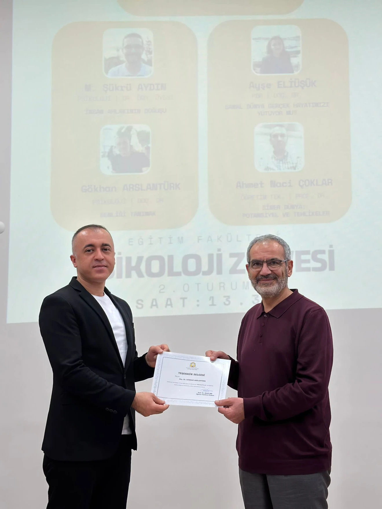Psikoloji Zirvesi Gerçekleştirildi