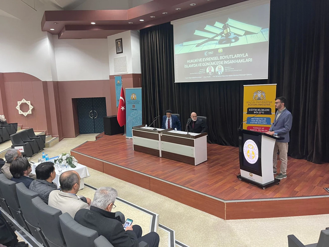 Hukuki Ve Evrensel Boyutlarıyla İslam’da ve Günümüzde İnsan Hakları Programı Gerçekleştirildi