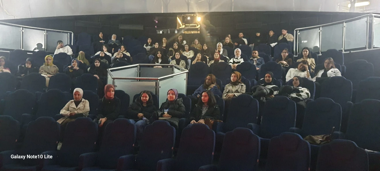 "Okul Dışı Öğrenme Ortamları" Dersi Kapsamında Konya Bilim Merkezine Gezi Düzenlendi