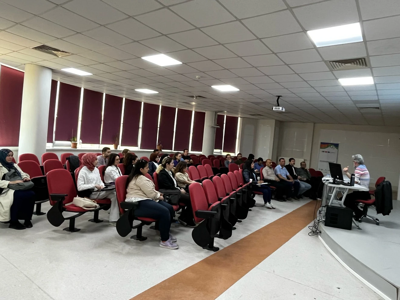 "Nitelikli Makale Yazımında Köşe Taşları" Eğitimi Düzenlendi