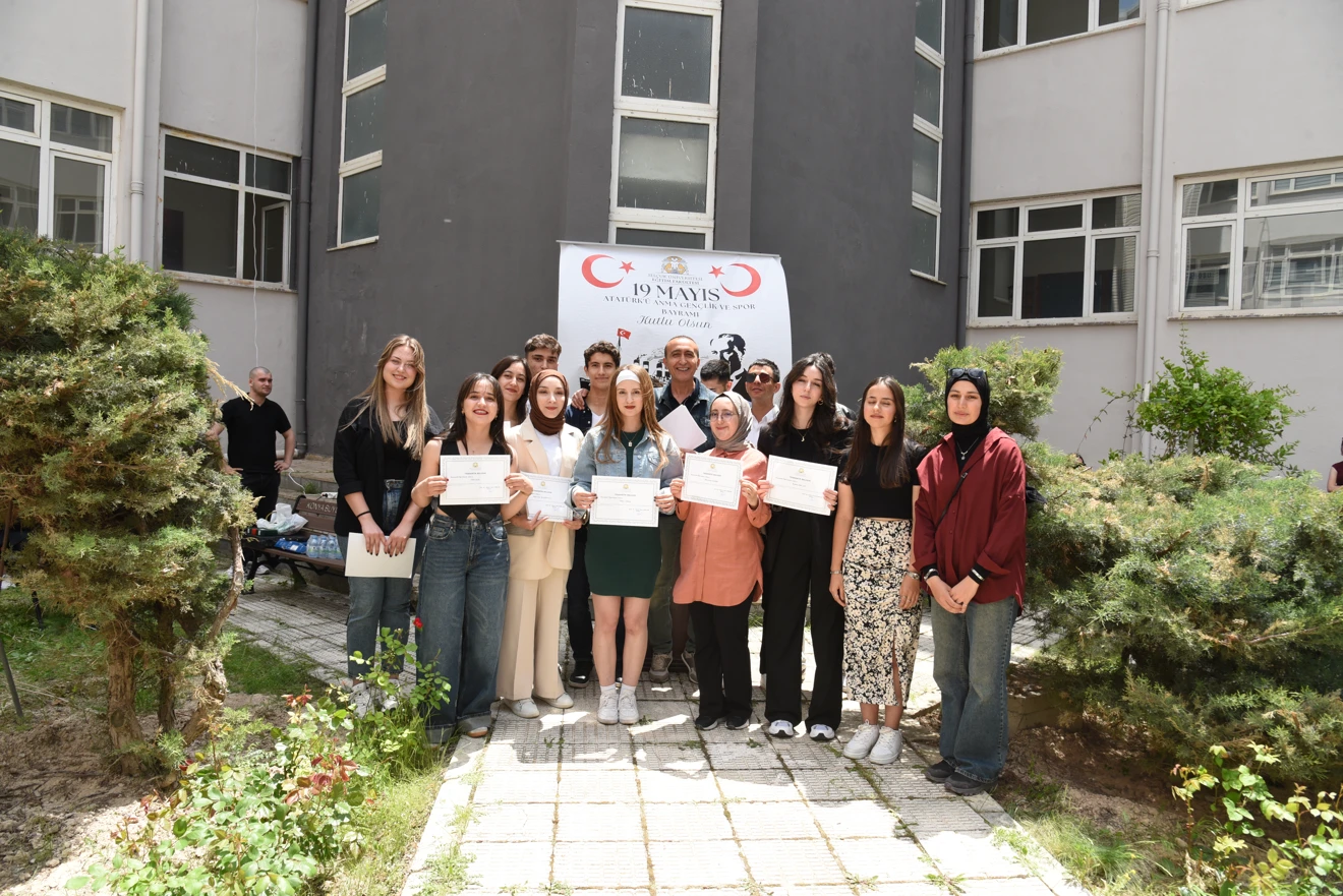 Selçuk Üniversitesi Eğitim Fakültesi’nde 19 Mayıs Coşkusu