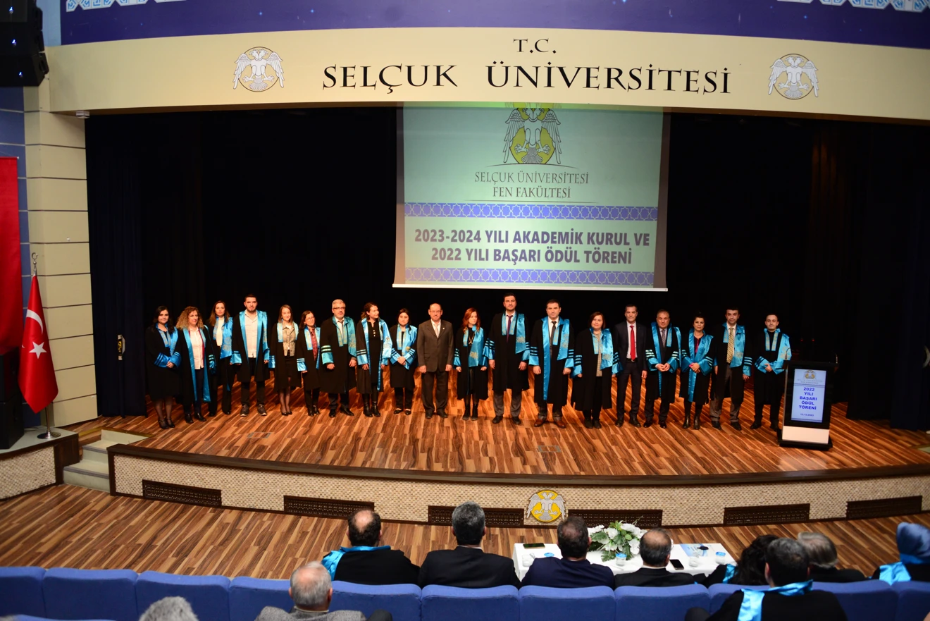 Selçuk Üniversitesi Fen Fakültesinde ‘Akademik Kurul ve Başarı Ödül Töreni’