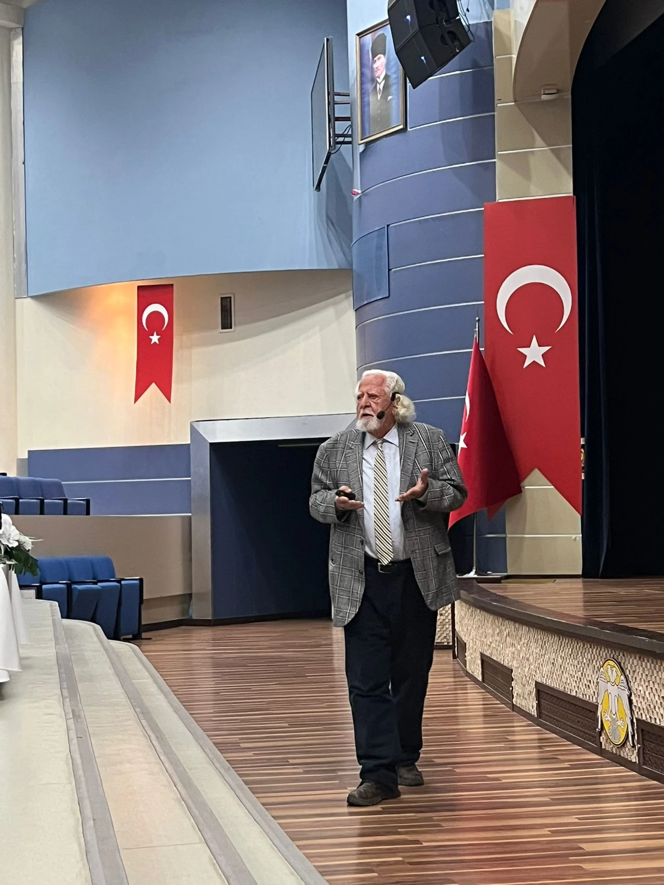 Renklerin Dansı Semineri Gerçekleşti