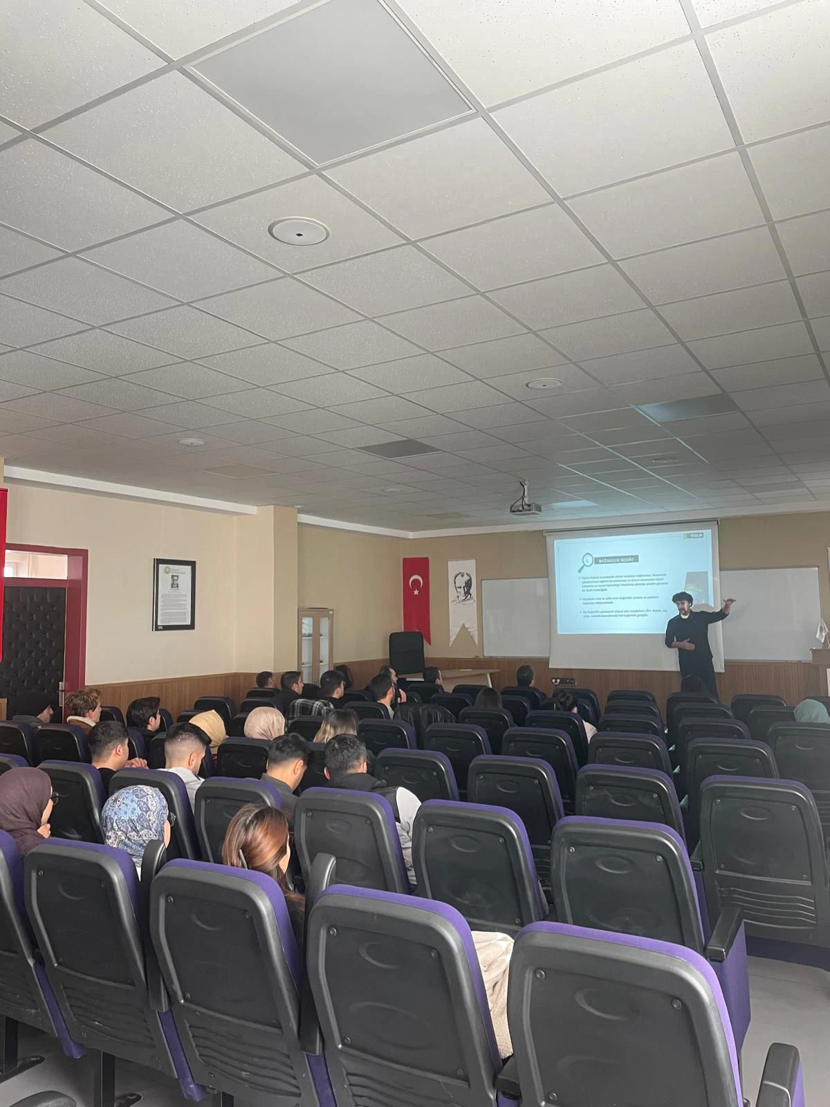 Fen Fakültesi’nde "Bağımlılıkla Mücadele" Etkinliği Düzenlendi