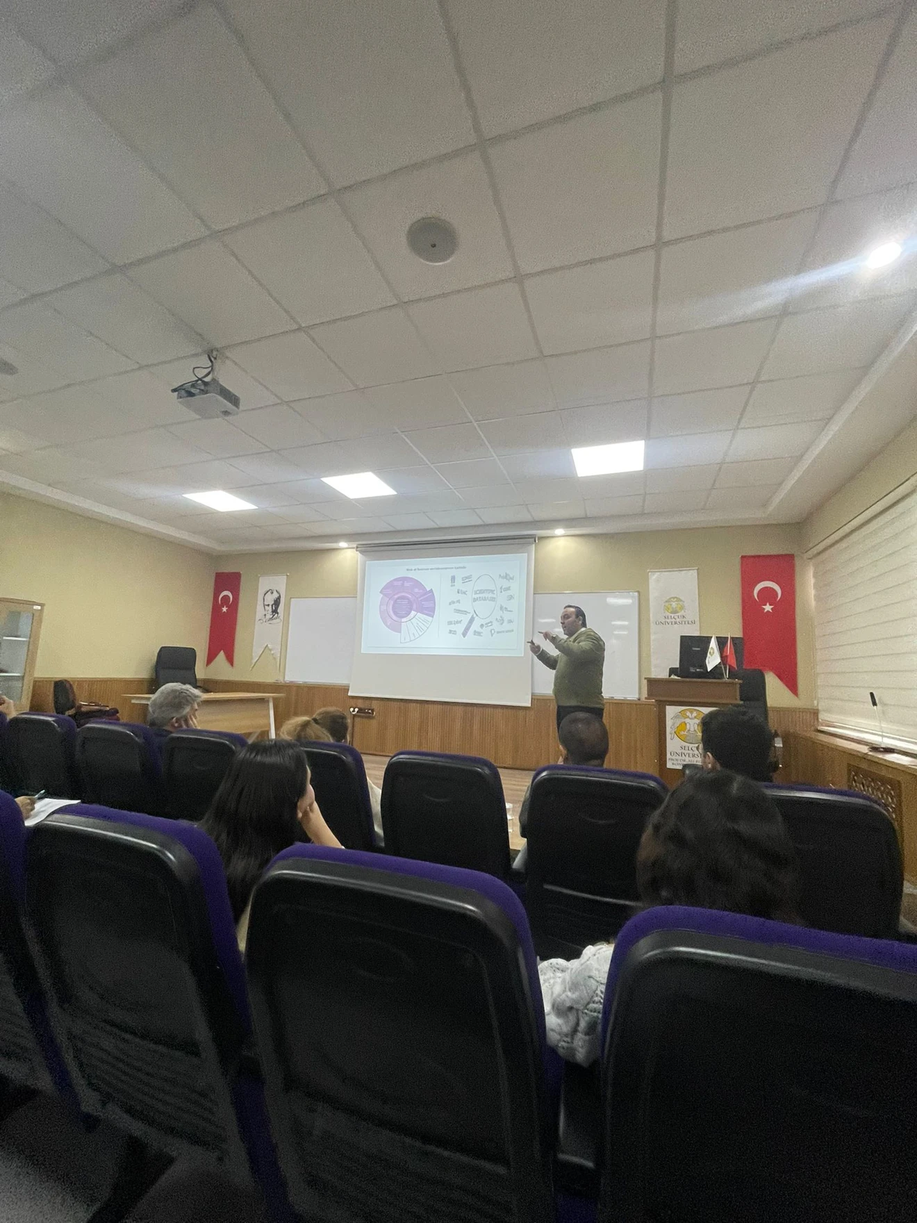 Fakültemizde Bilimsel Makale Yazım Atölyesi Gerçekleştirildi