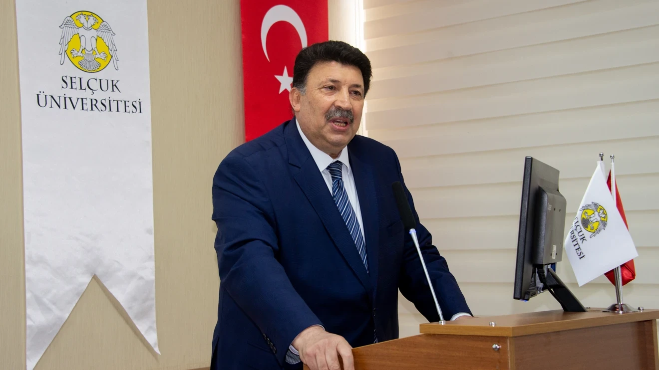 Fakültemiz Kimya Bölümü Birinci Sınıf Öğrencileri Beyaz Önlük Giydi