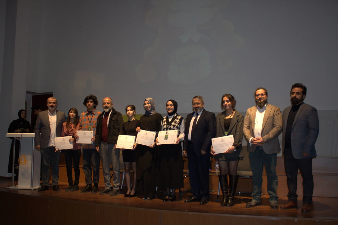 "DAHA YUKARI " ADLI ÇİZGİ ROMANIMIZIN TANITIM GALASI YAPILDI.