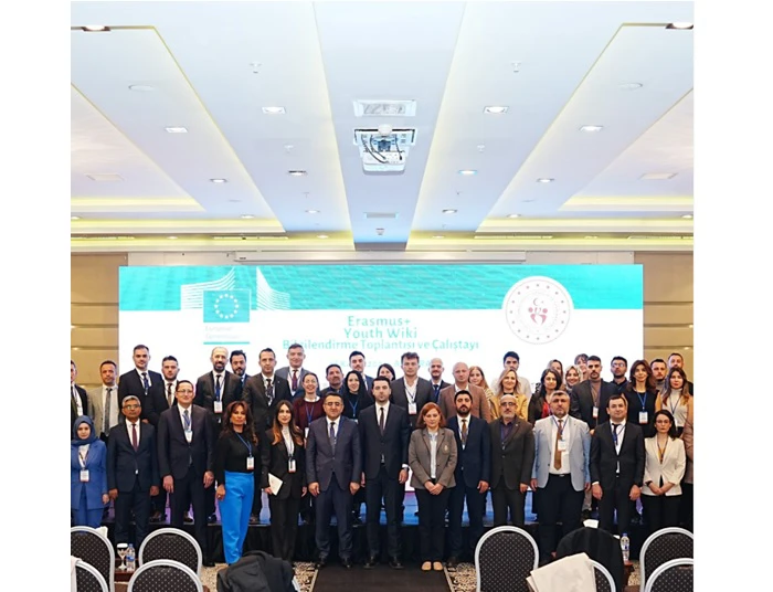 Heykel Bölümü Öğretim Üyesi ve UNESCO Türkiye Millî Komisyonu Somut Kültürel Miras Komitesi Üyesi Prof.Dr.Özlem Karakul, Youth Wiki Türkiye Projesi kapsamında “Youth Wiki Bilgilendirme Toplantısı ve Çalıştayı” na katıldı.