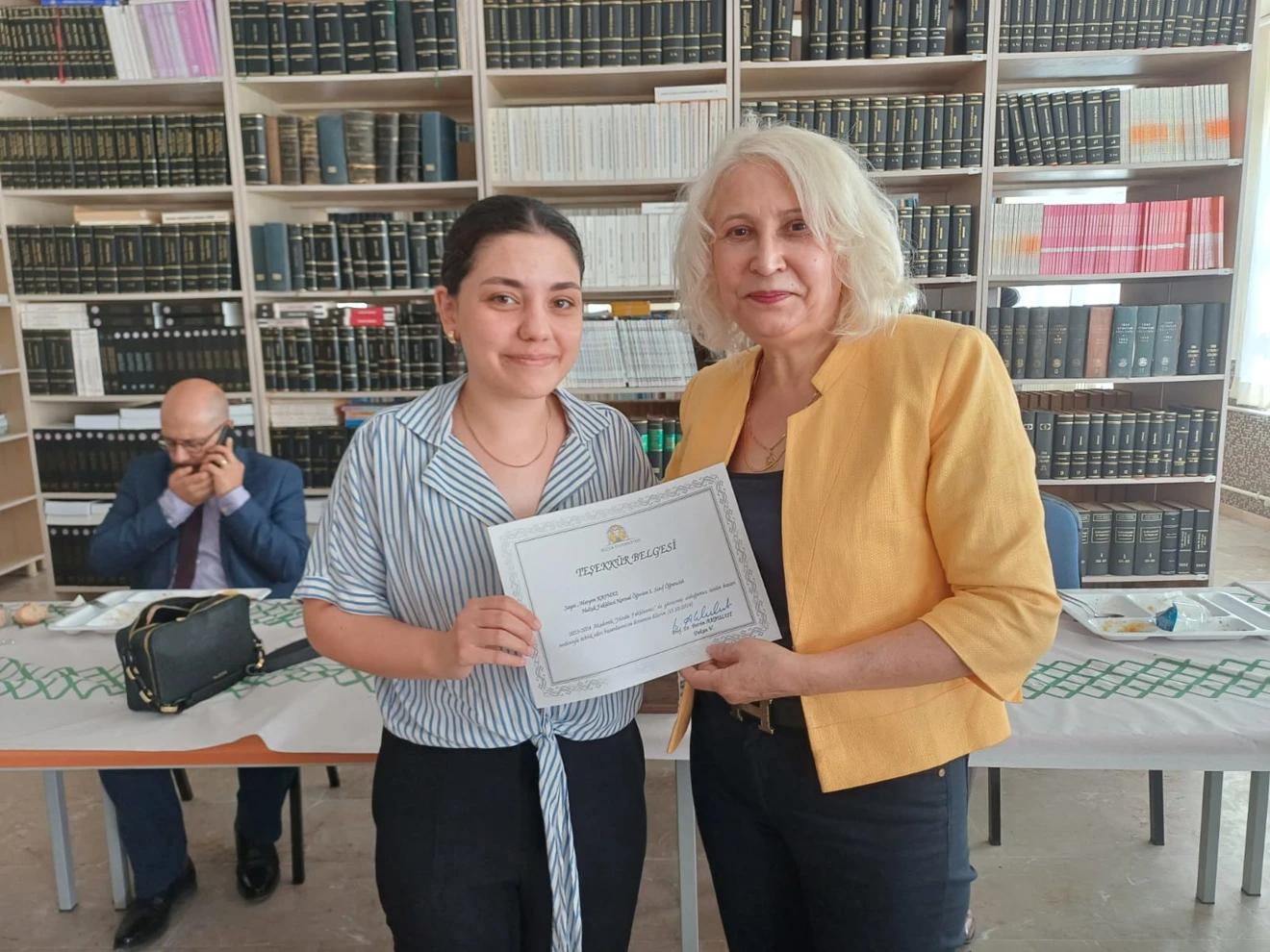 Başarılı Öğrencilerimize Teşekkür Belgesi Takdim Edildi.
