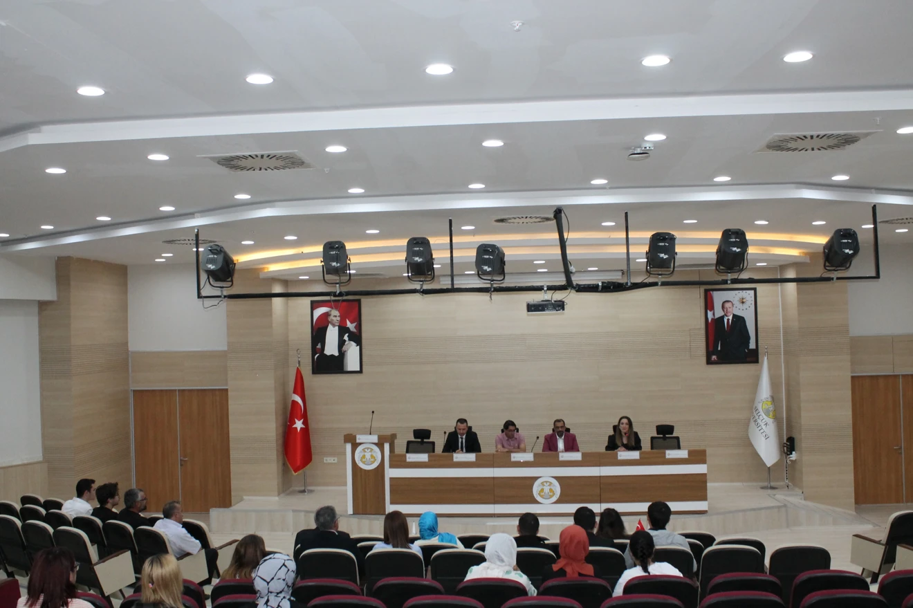 Fakültemiz İdari Personelleri İle Genel Değerlendirme Toplantısı Yapıldı.