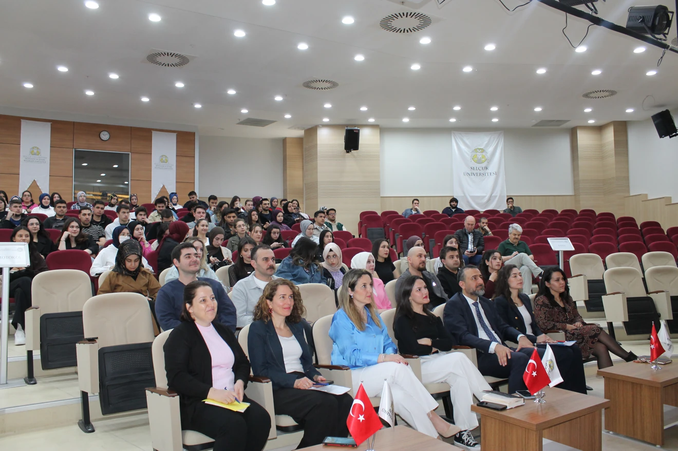 "Sosyal Bilimlerde Yapay Zeka Akademik Çalışma, Etik Kullanım ve Üretken Yapay Zeka Araçları" Konulu Konferans Gerçekleştirildi.