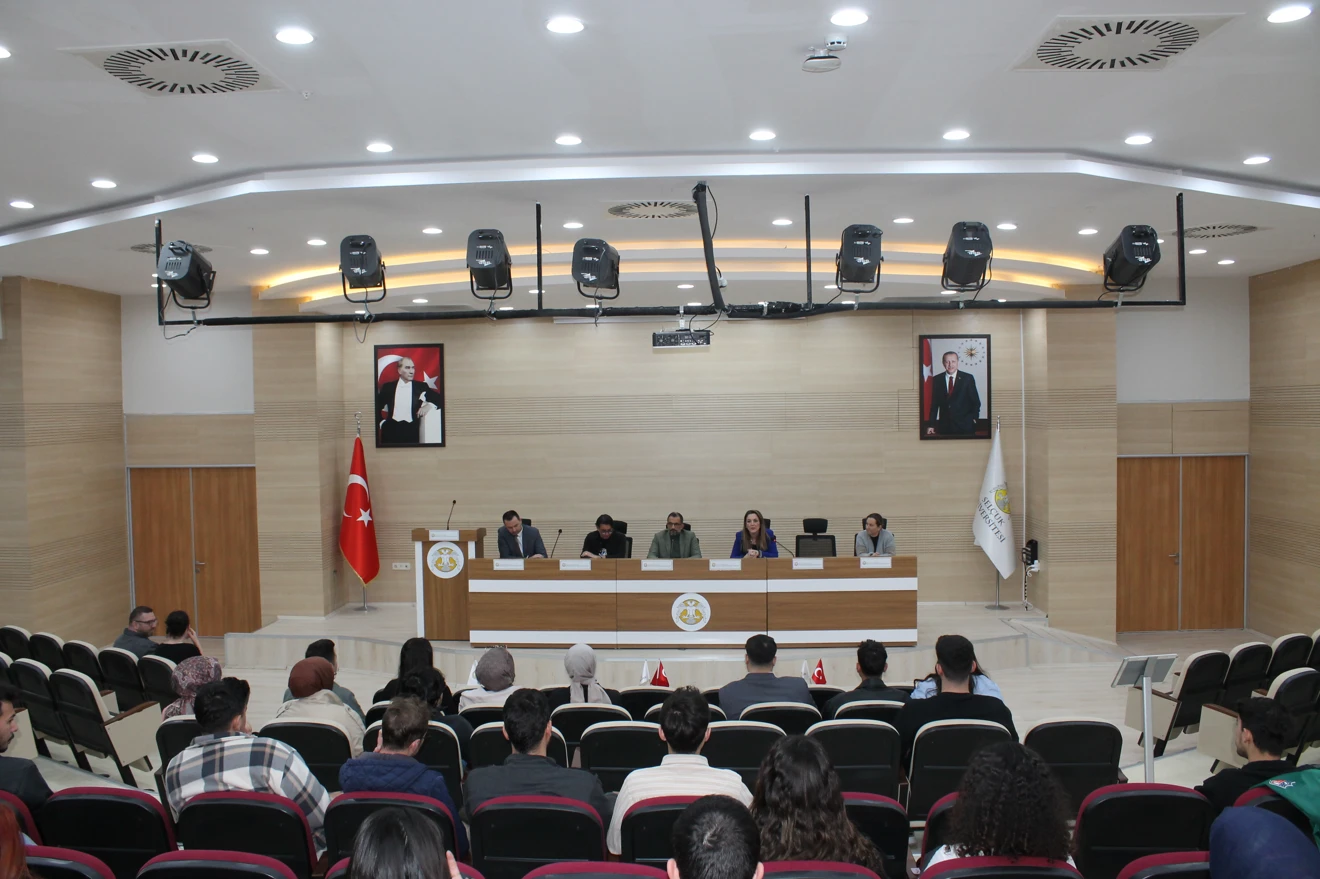 "İİBF Dekanlık İç Paydaş (Öğrenci) Buluşması -1“ Konulu Söyleşi Yapıldı.