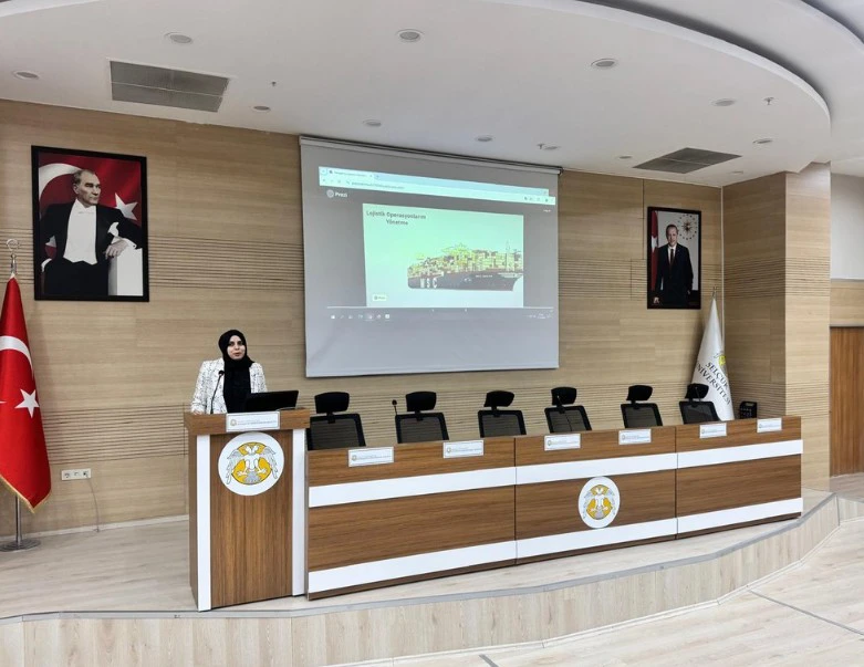 "Kariyer Tecrübe Paylaşımı“ Konulu Seminer Gerçekleşti.