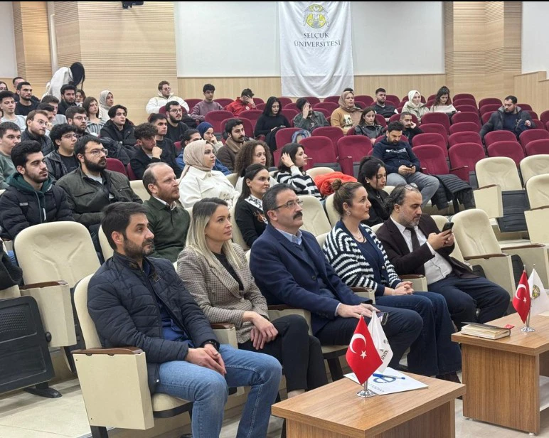 "Kariyer Tecrübe Paylaşımı“ Konulu Seminer Gerçekleşti.