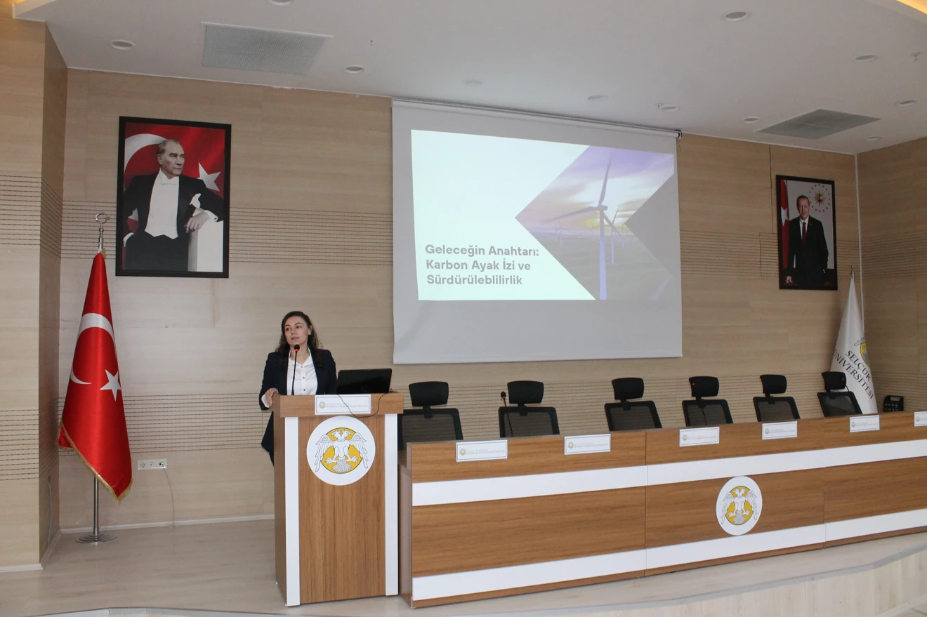 "Geleceğin Anahtarı: Karbon Ayak İzi ve Sürdürülebilirlik" Konulu Seminer Gerçekleşti.
