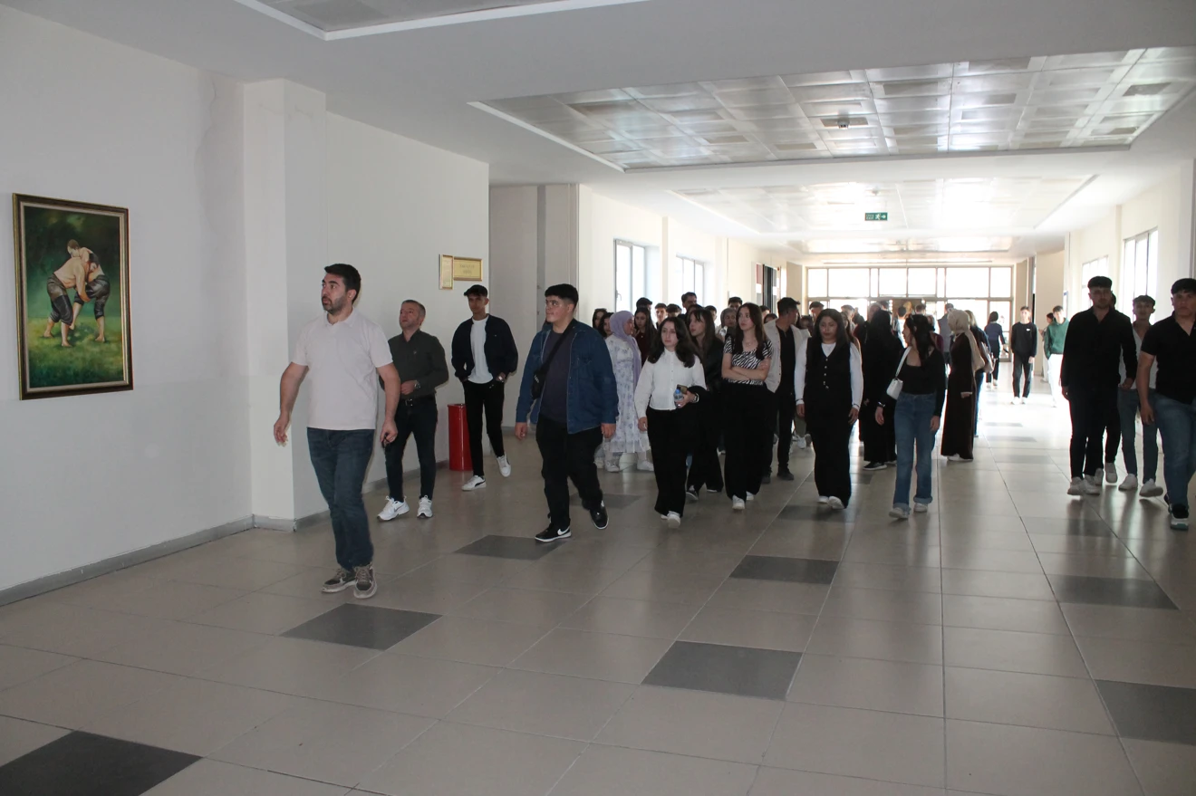 Kahramanmaraş Göksun Şehitler Anadolu Lisesi Öğrencilerinin Fakültemize Ziyareti