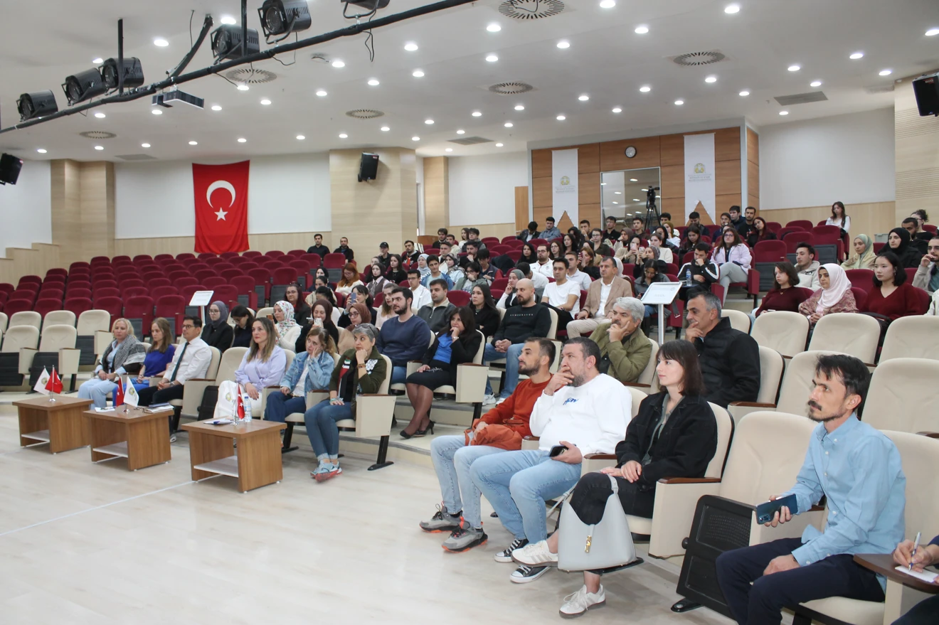 "Gazze: Gözlerimizin Önündeki Soykırım“ Konulu Panel Gerçekleştirildi.